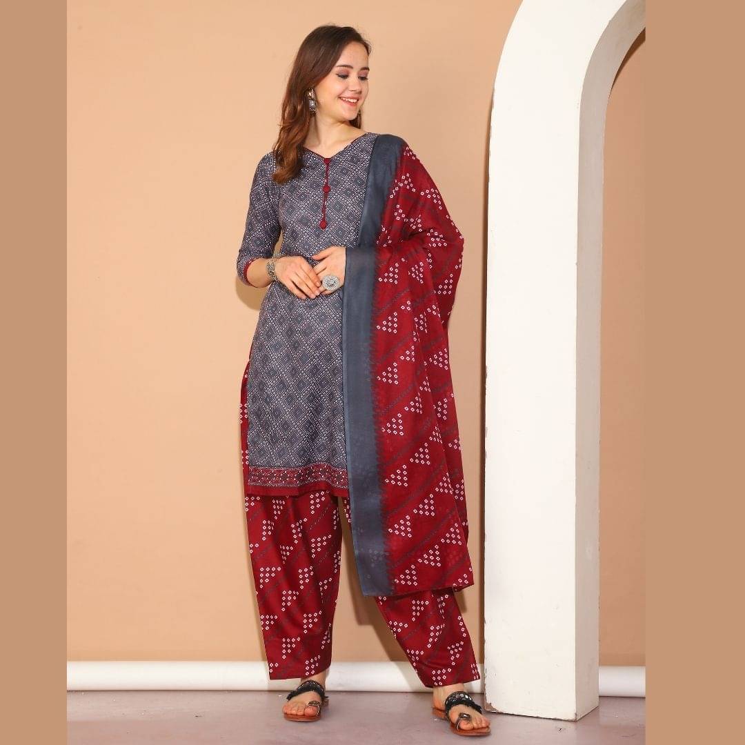 wonder weave Women Cotton Blend Printed Straight Kurti With Patiala Salwar ( Grey ) wonder weave Women Cotton Blend Printed Straight Kurti With Patiala Salwar ( Grey )