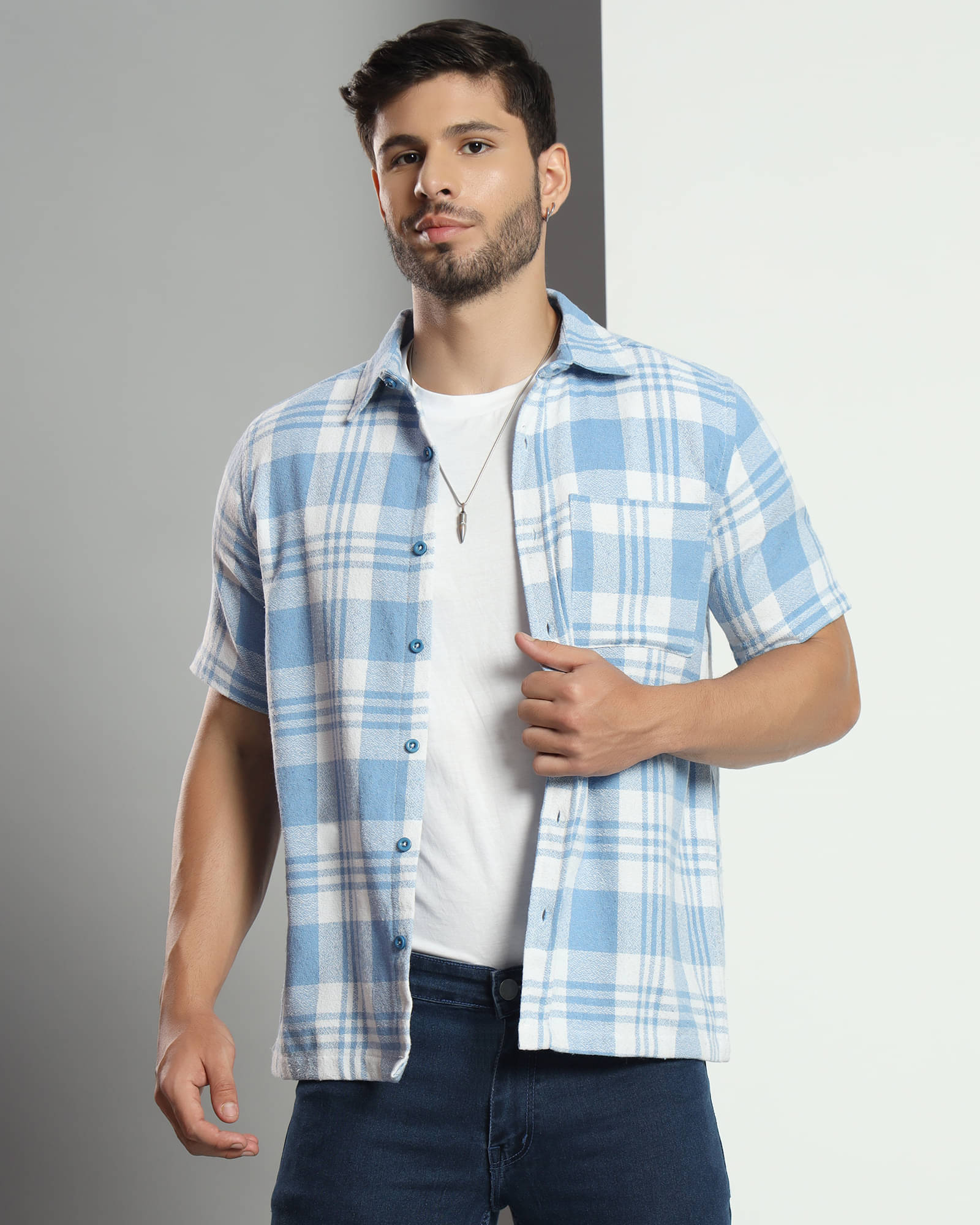     			Chimpaaanzee Cotton Blend Regular Fit Checks Half Sleeves Men's Casual Shirt - Blue ( Pack of 1 )