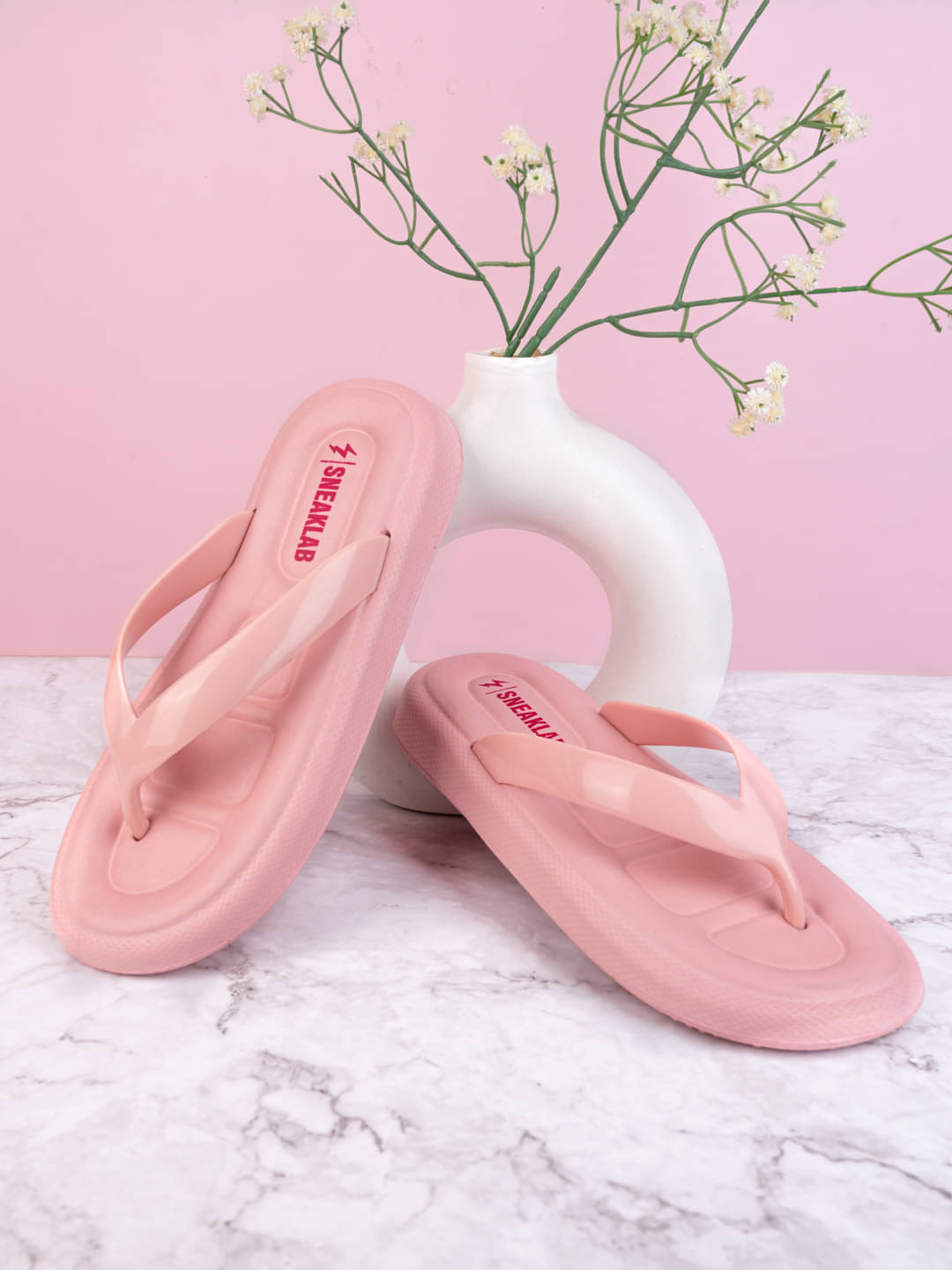     			Sneaklab Pink Women's Daily Slipper