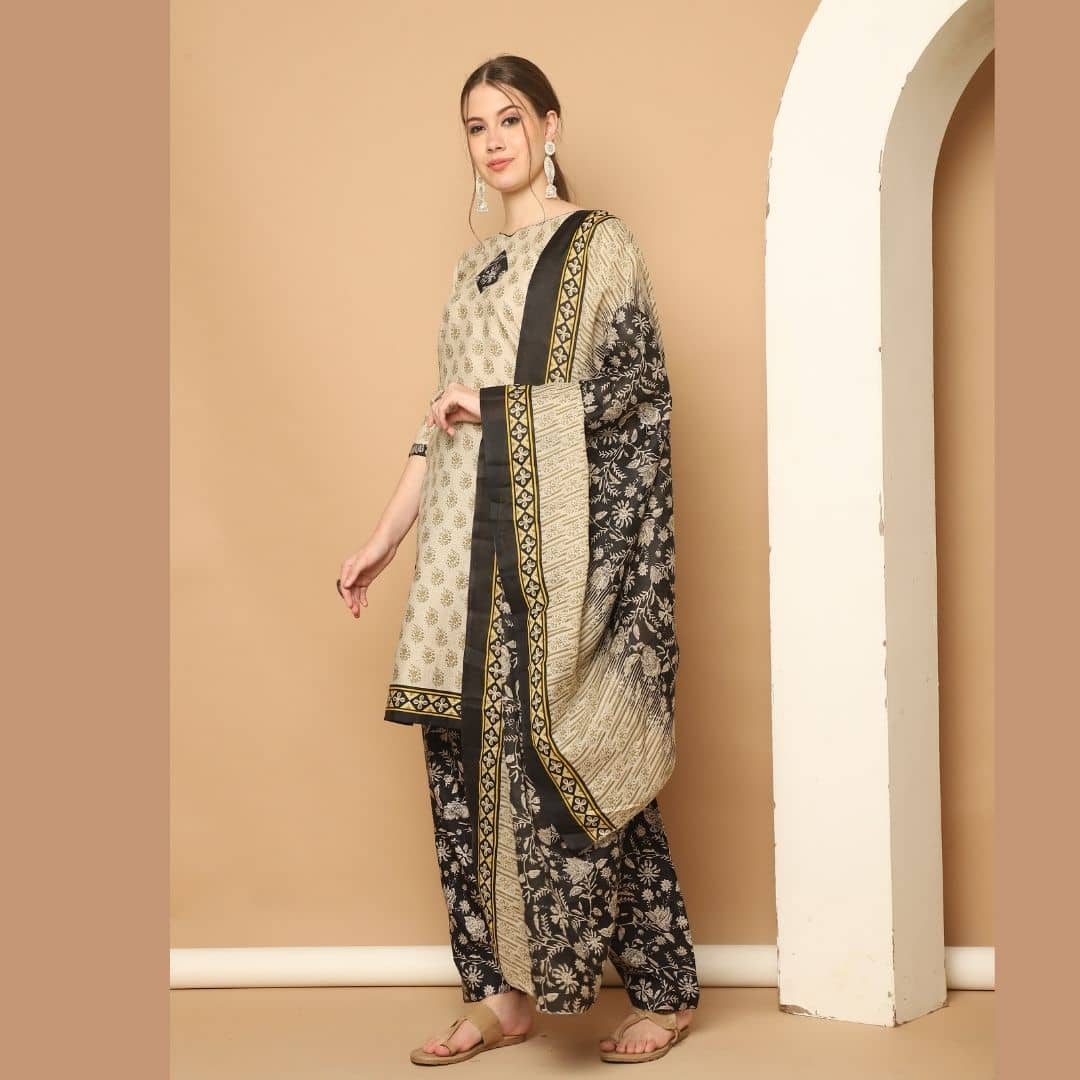 wonder weave Women Cotton Blend Printed Straight Kurti With Patiala Salwar ( Beige )