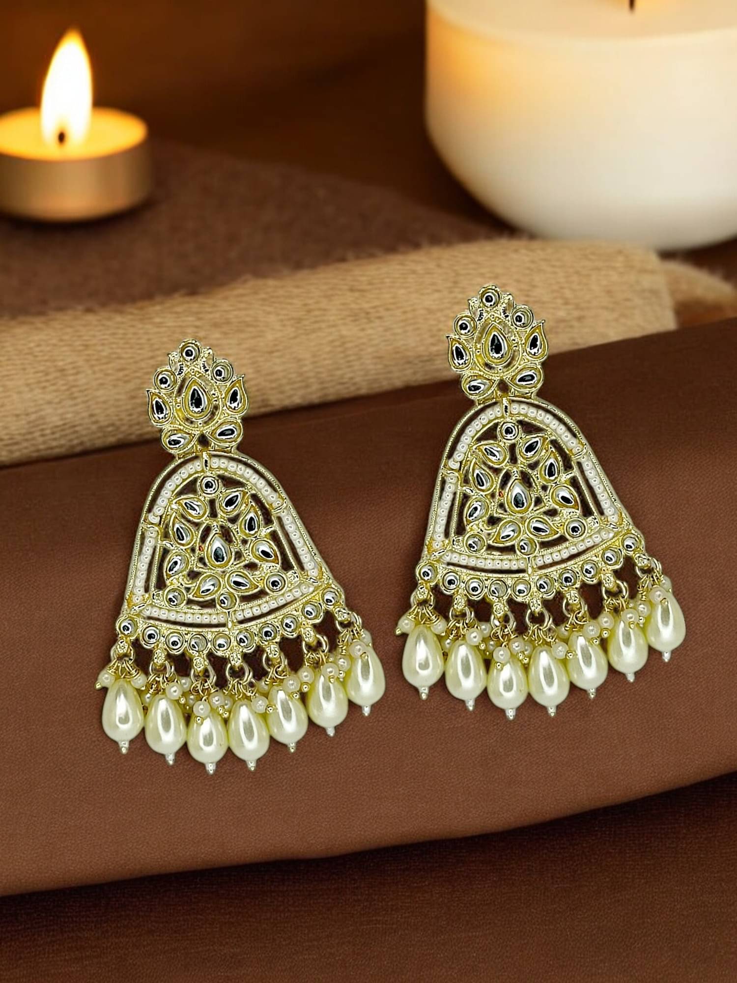    			9blings White Drop Earrings ( Pack of 1 )