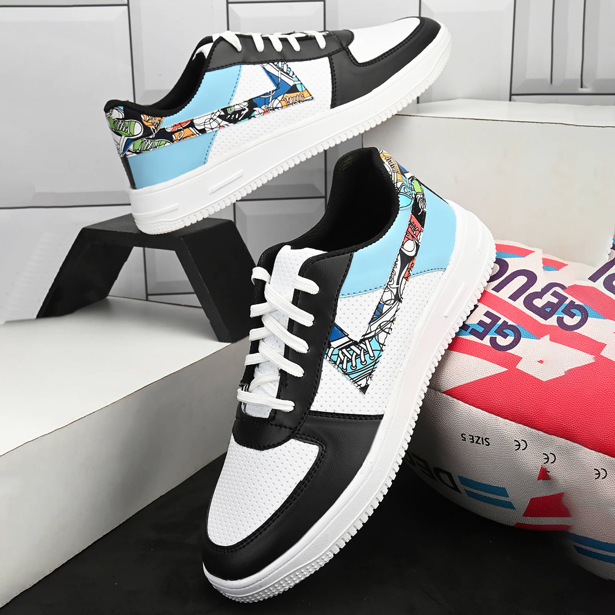     			John Karsun D2-1019 White Men's Sneakers