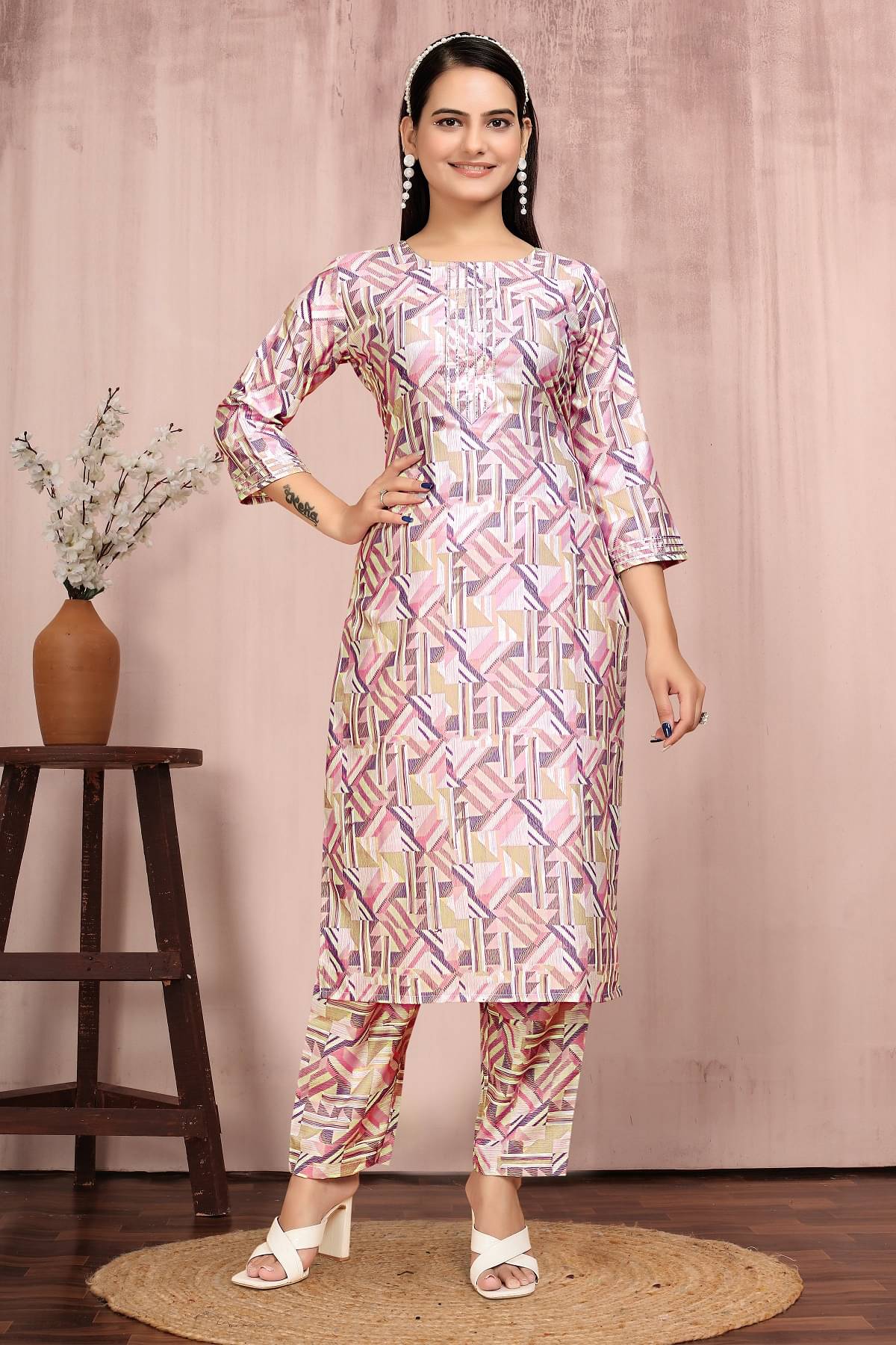 Aika Women Rayon Printed Straight Kurti With Pants ( Multicoloured ) Aika Women Rayon Printed Straight Kurti With Pants ( Multicoloured )