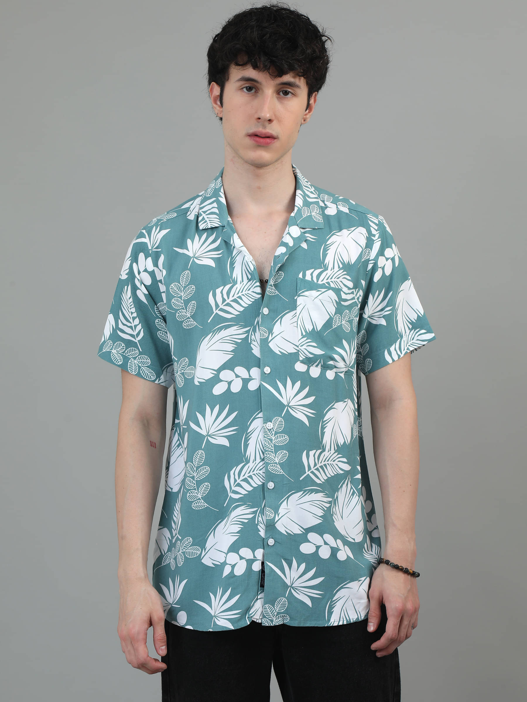 HETIERS Rayon Regular Fit Printed Half Sleeves Men's Casual Shirt - Green ( Pack of 1 ) HETIERS Rayon Regular Fit Printed Half Sleeves Men's Casual Shirt - Green ( Pack of 1 )
