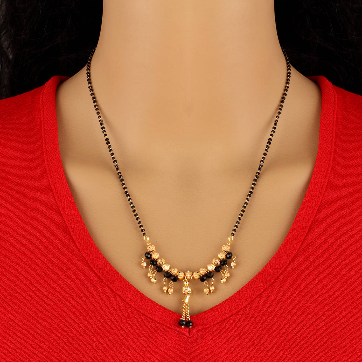     			Bhagya Lakshmi Golden Mangalsutra ( Pack of 1 )