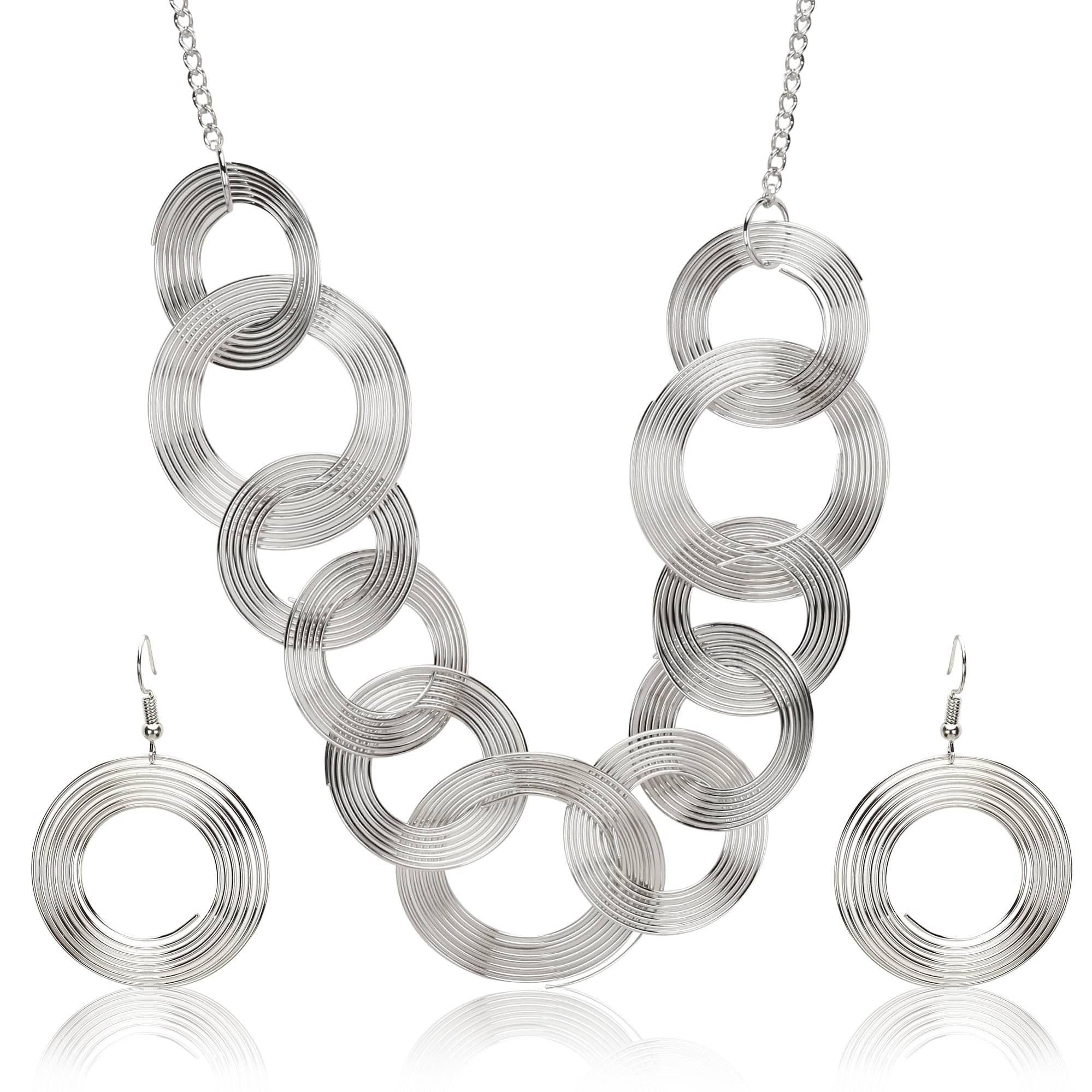     			Chocozone Silver Pendant set ( Pack of 1 )