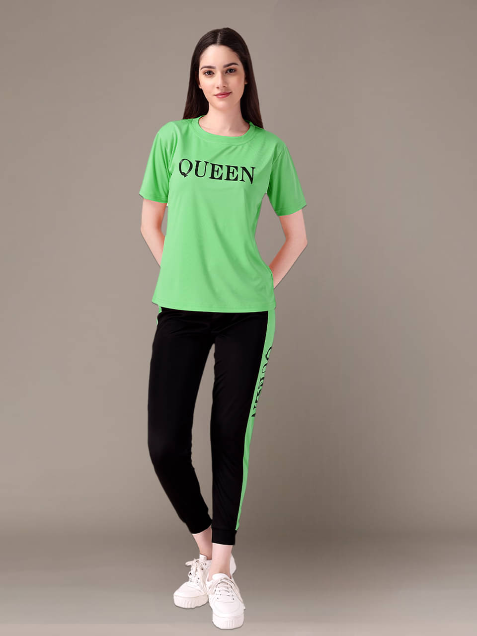     			DTR FASHION Green Cotton Blend Printed Tracksuit - Pack of 1