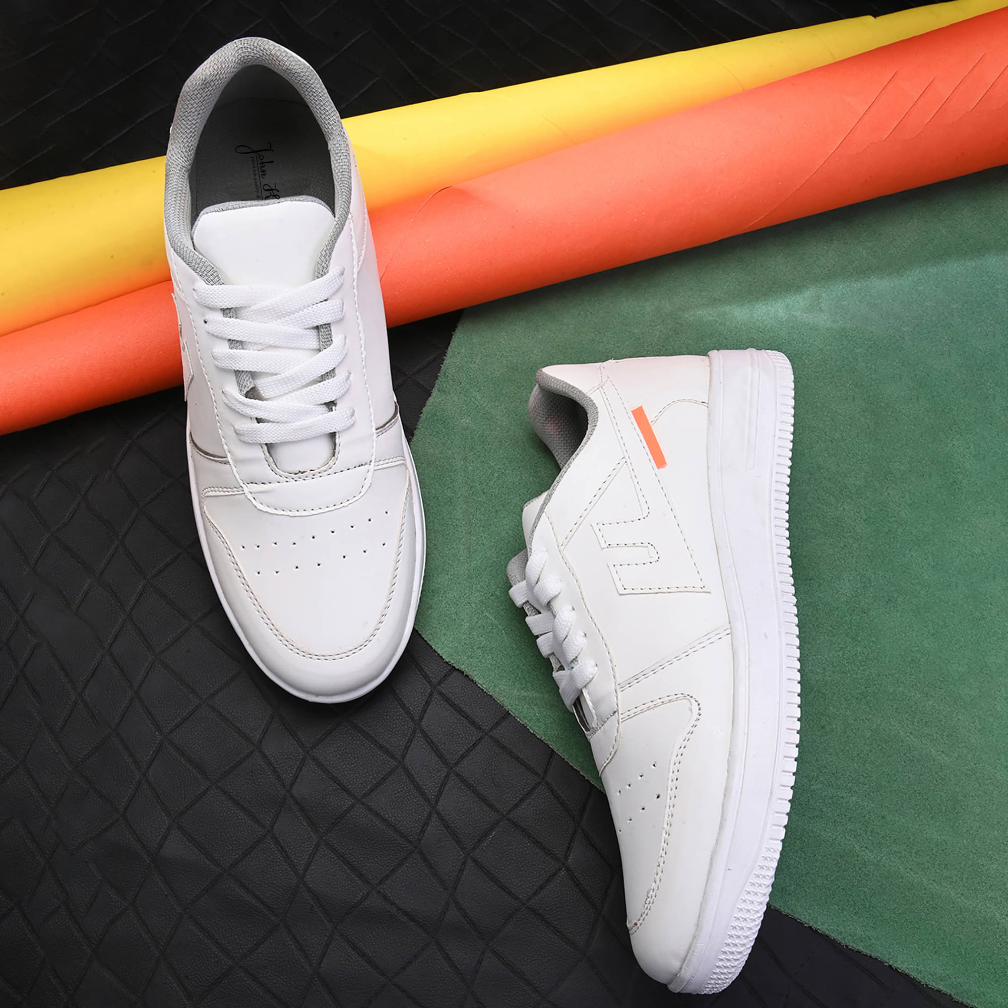     			John Karsun D3-1007 White Men's Sneakers