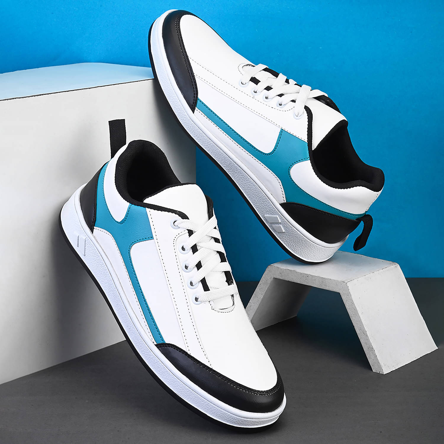     			John Karsun D3-1077 Blue Men's Sneakers