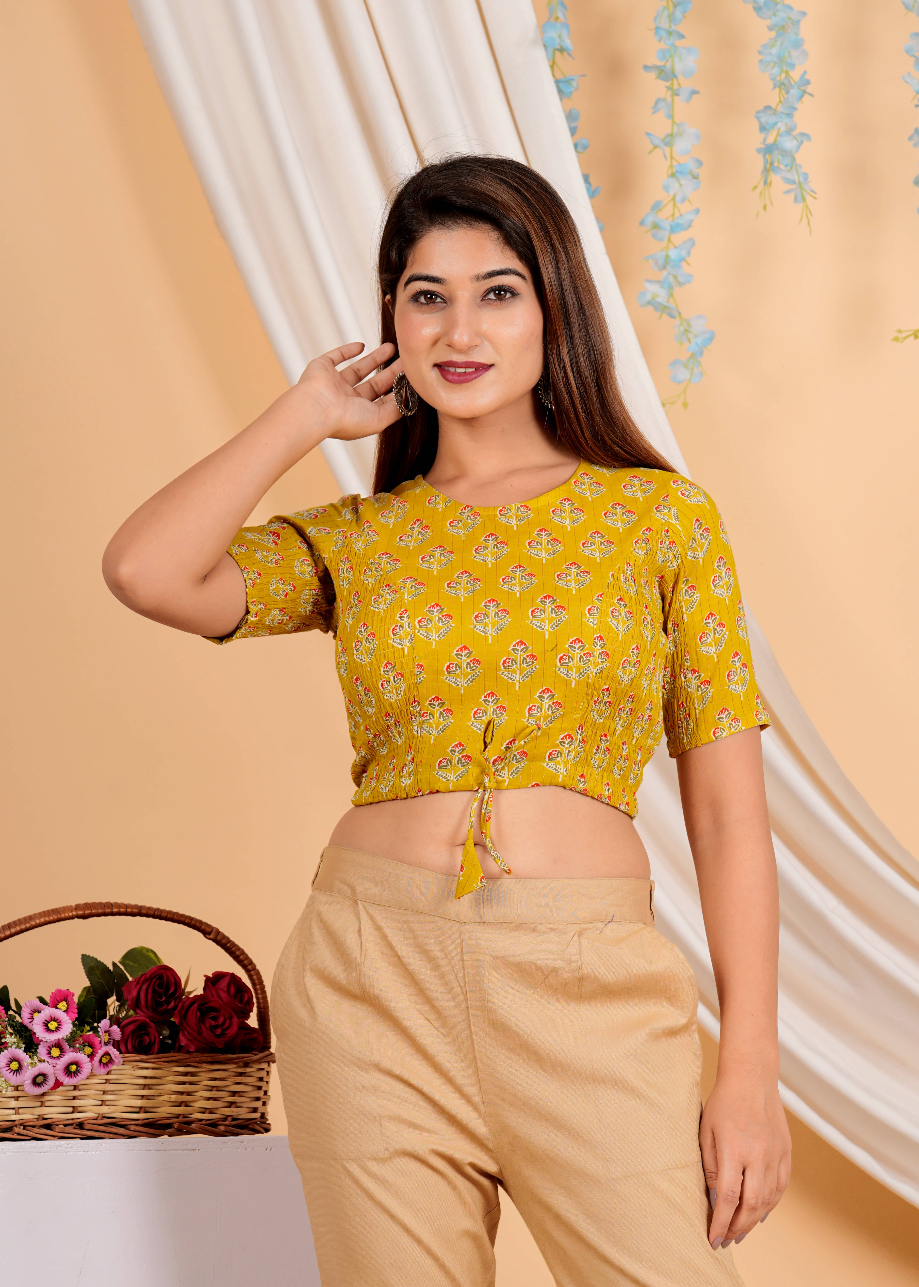     			Yash Gallery Mustard Readymade without Pad Cotton Women's Blouse ( Pack of 1 )