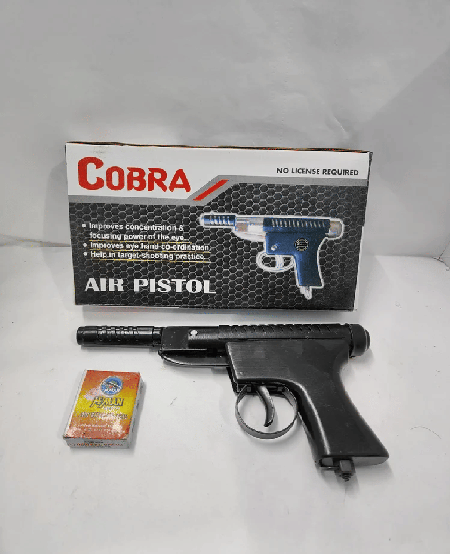 Batman Cobra Single-Shot .177 Caliber / 4.5 Mm Action Toys and 100 Pellets Free Batman Cobra Single-Shot .177 Caliber / 4.5 Mm Action Toys and 100 Pellets Free