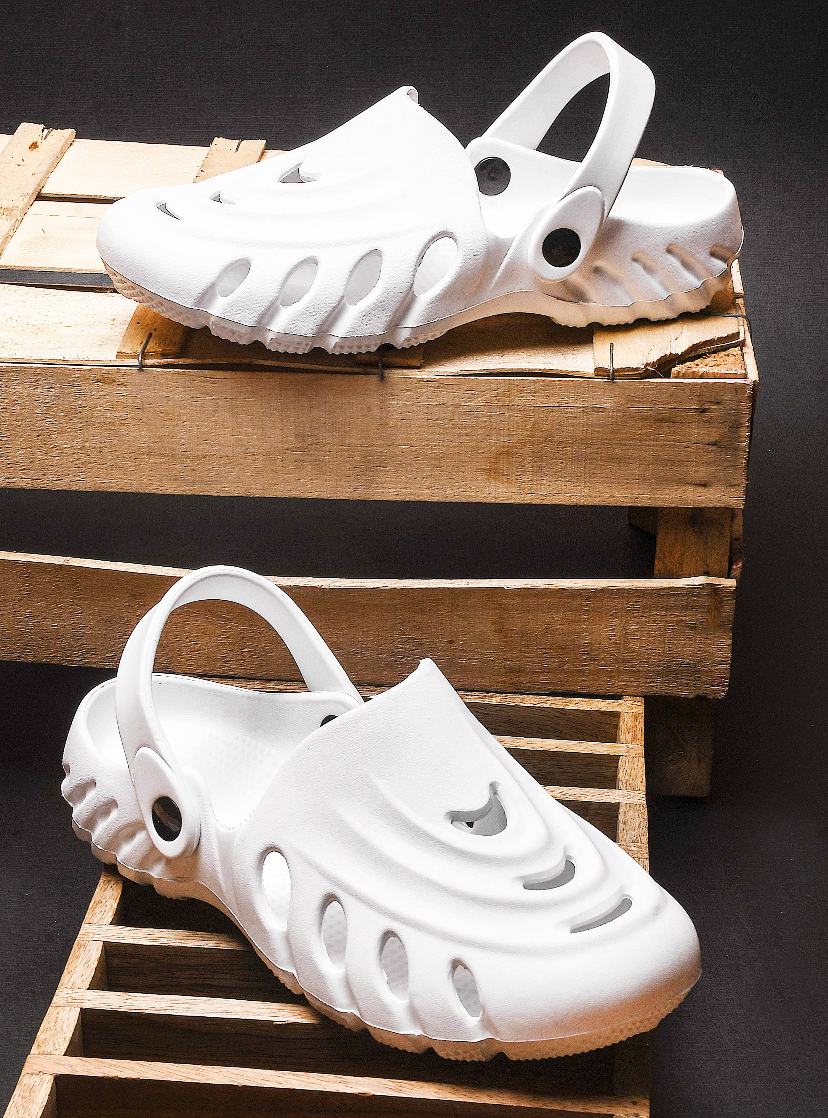     			Bersache - White Men's Sandals