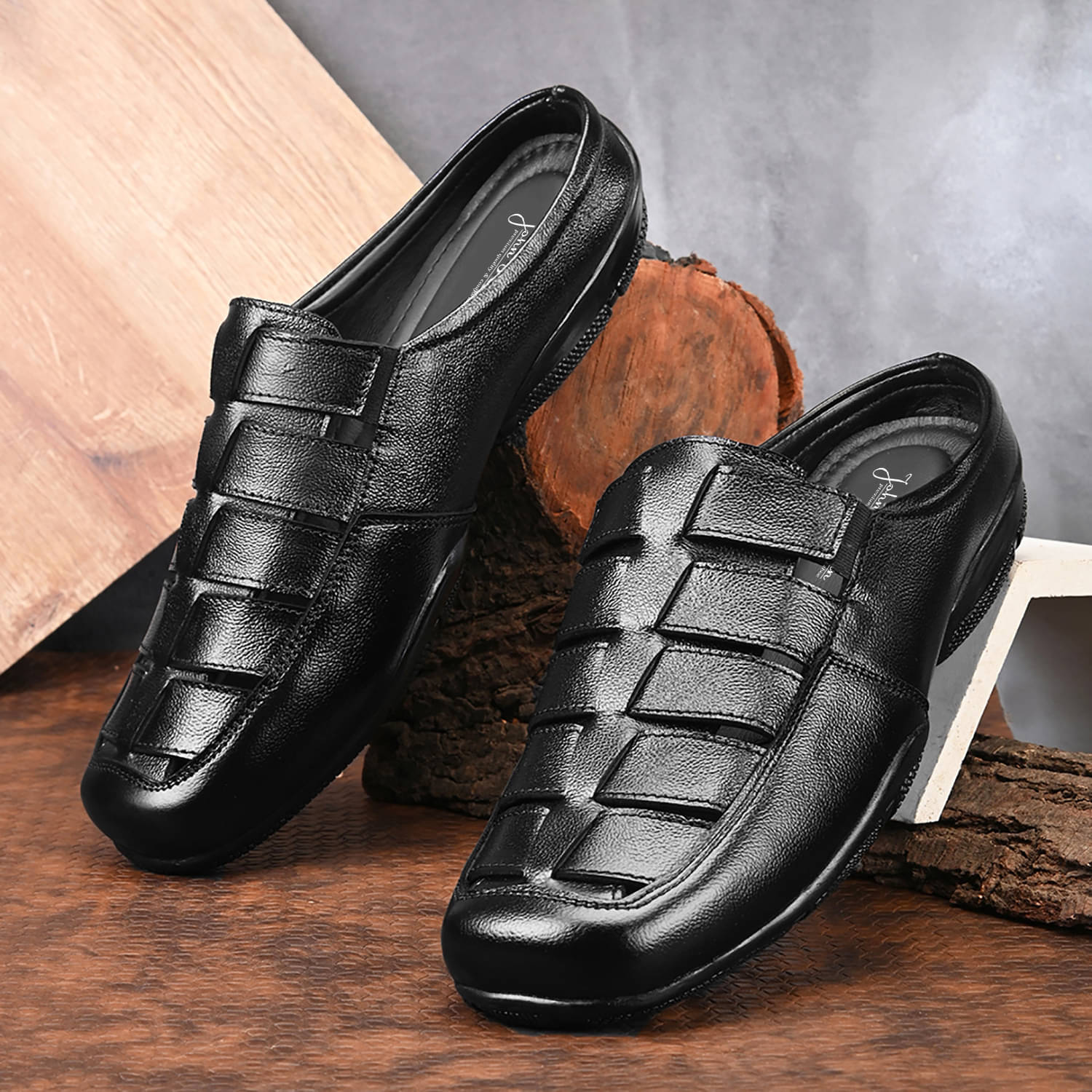     			John Karsun - Black Men's Sandals