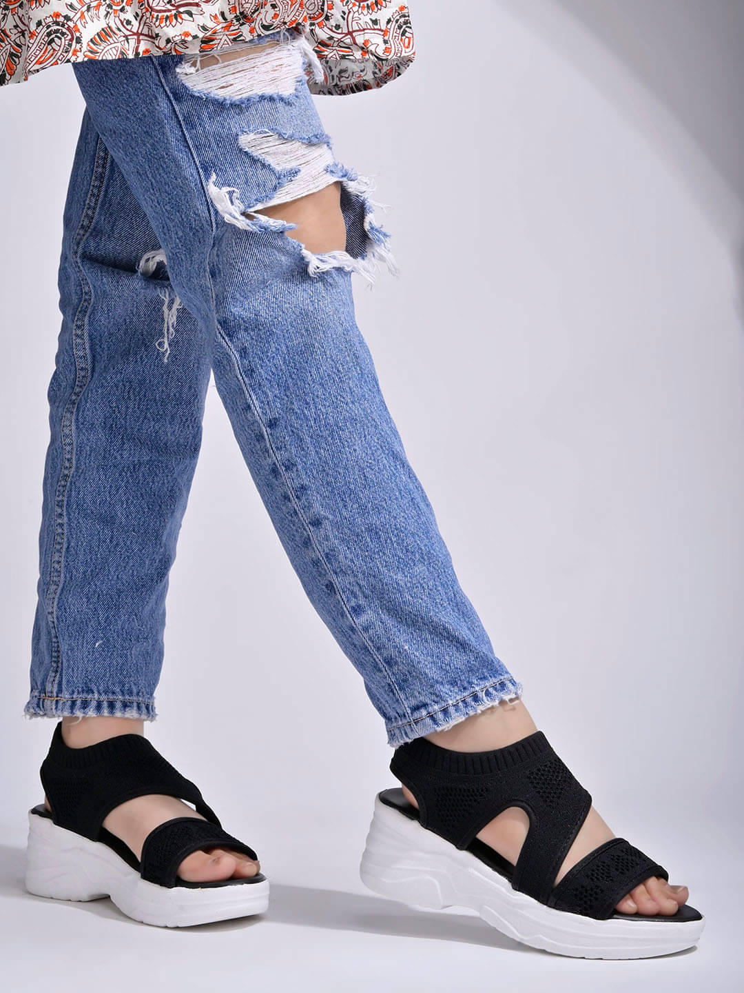 Shoetopia Smart Casual Black Sandals For Girls Shoetopia Smart Casual Black Sandals For Girls