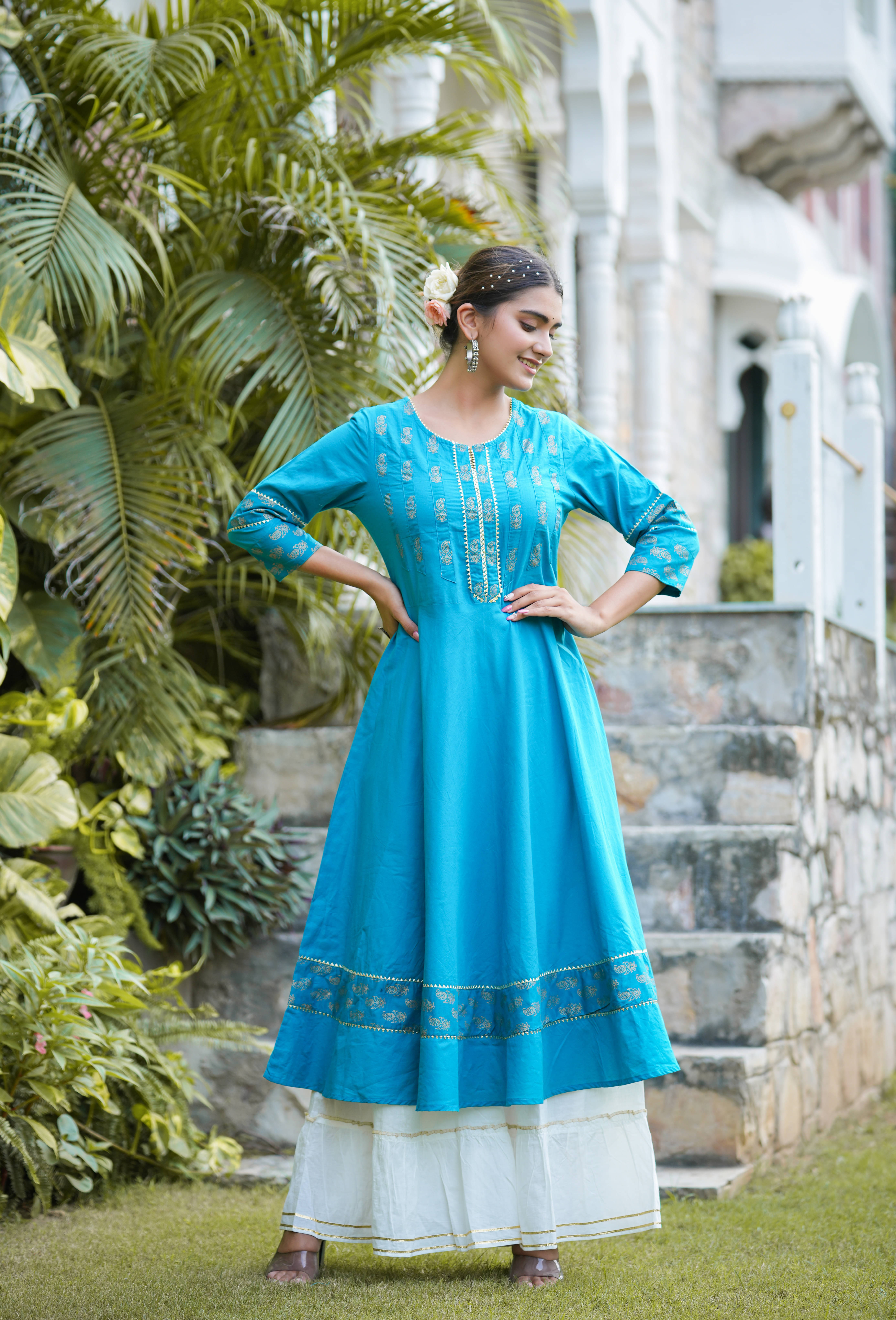Yash Gallery Cotton Printed Anarkali Women's Kurti - Teal ( Pack of 1 )     			Yash Gallery Cotton Printed Anarkali Women's Kurti - Teal ( Pack of 1 )