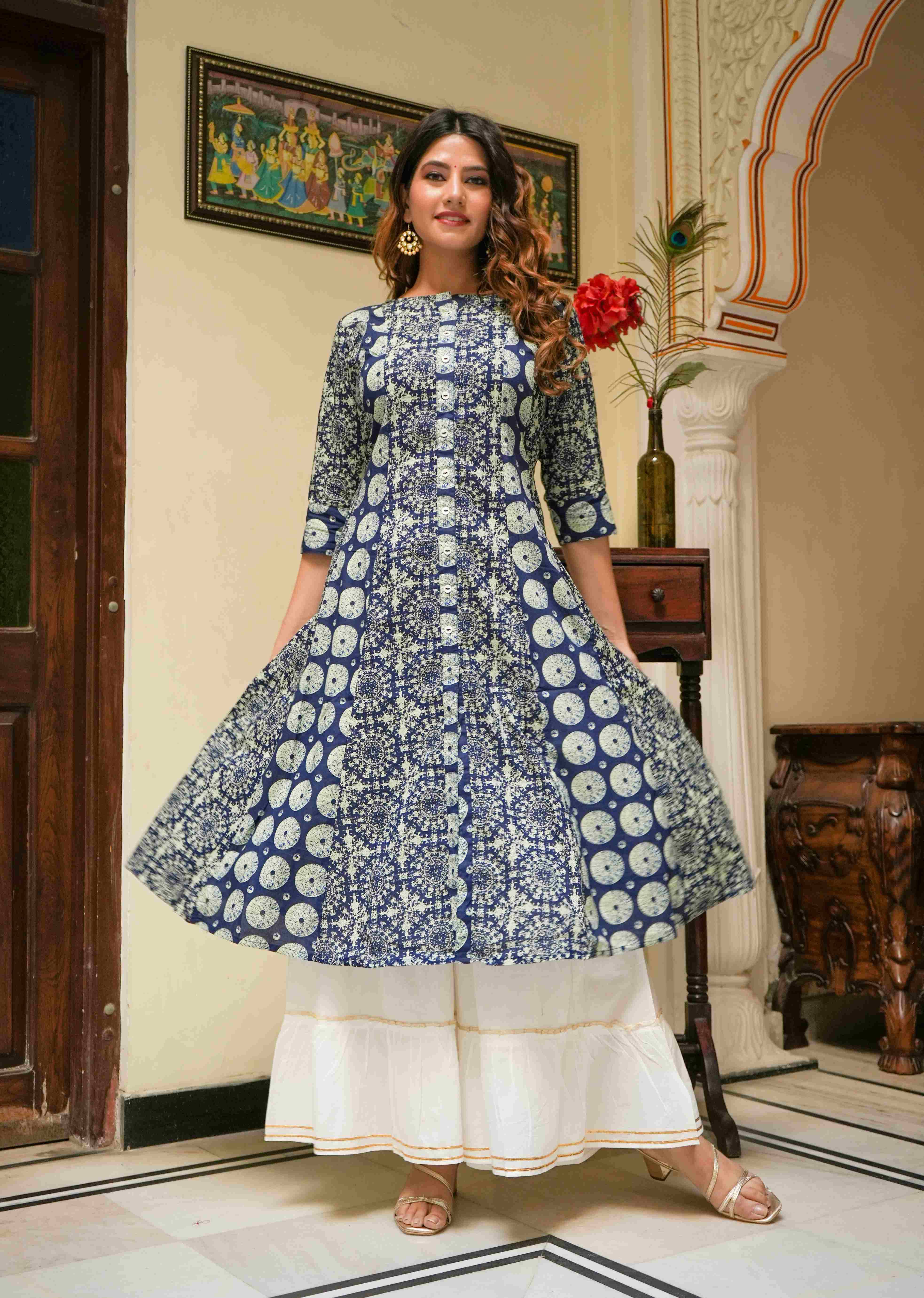 Yash Gallery Cotton Printed Anarkali Women's Kurti - Blue ( Pack of 1 ) Yash Gallery Cotton Printed Anarkali Women's Kurti - Blue ( Pack of 1 )