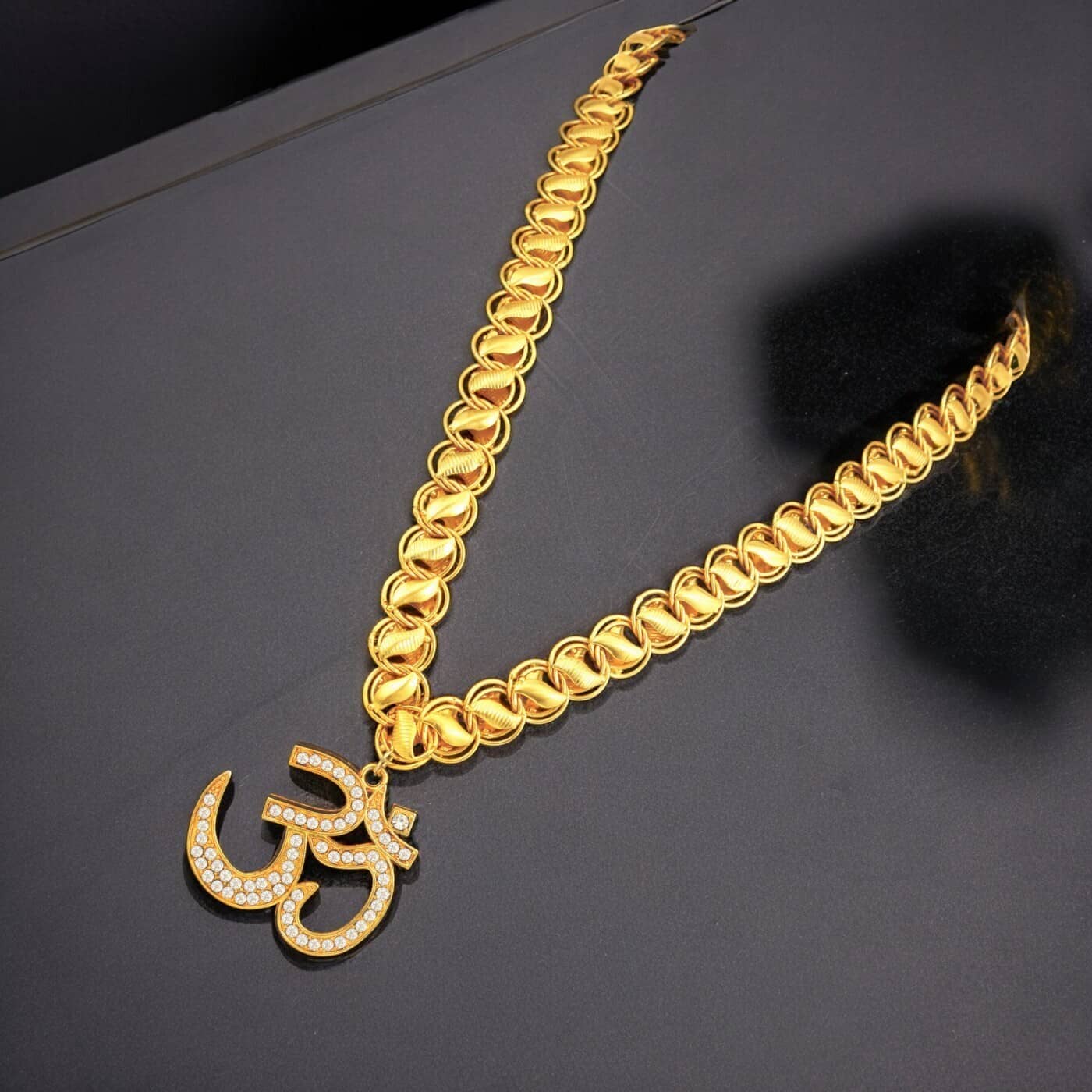 CHAINS PANDAL SET