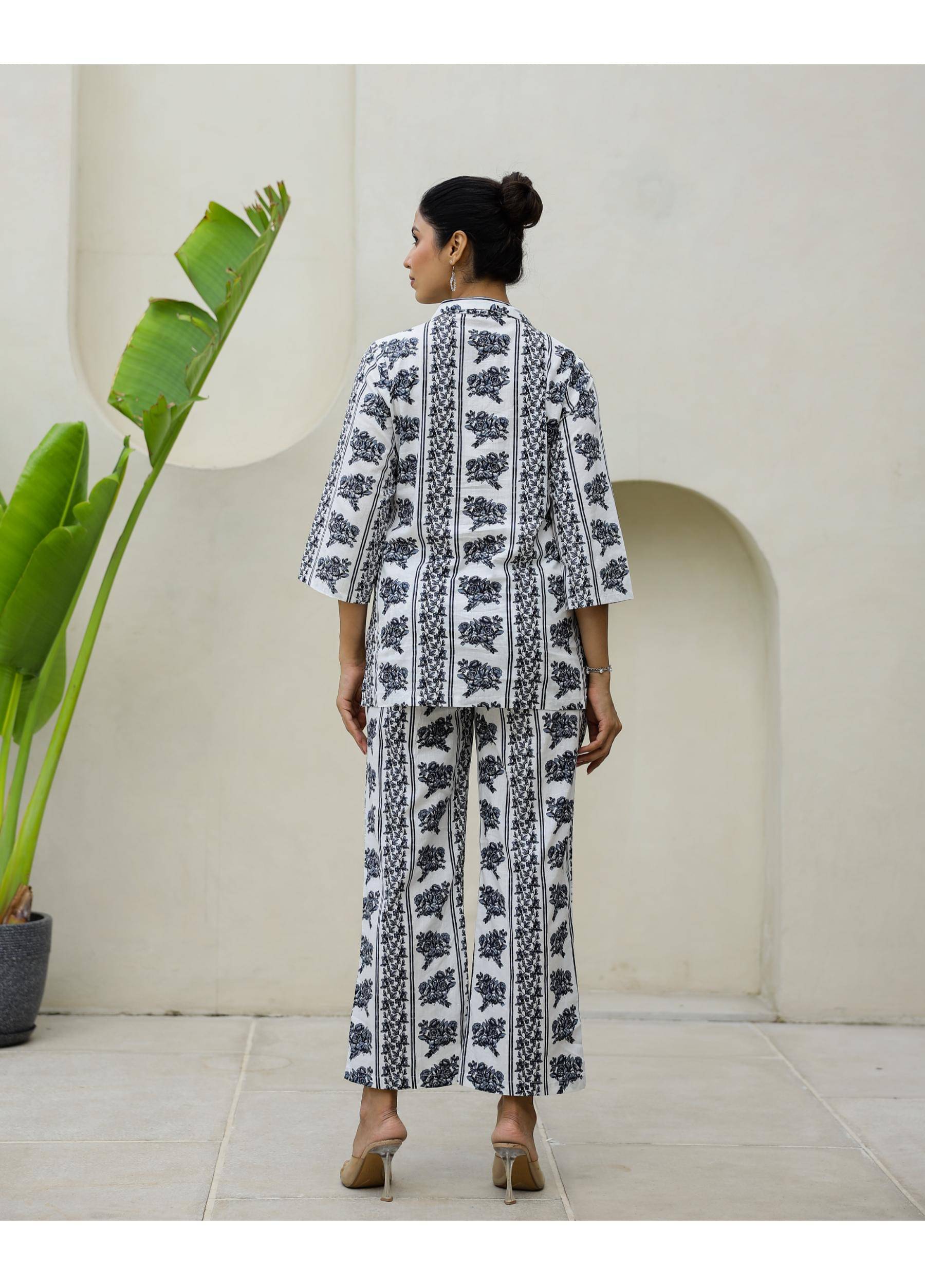     			Label Flavia Women Printed Top With Trousers Co-Ord Set ( Multicolor )