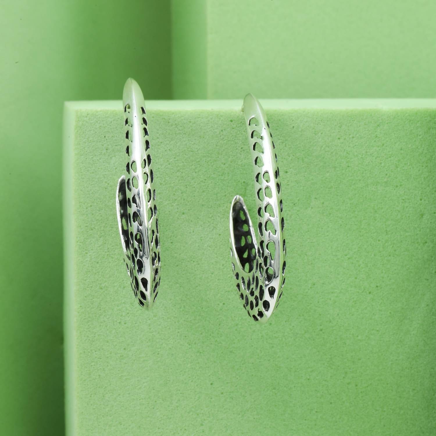     			Maira 925 Sterling Silver Silver Earring
