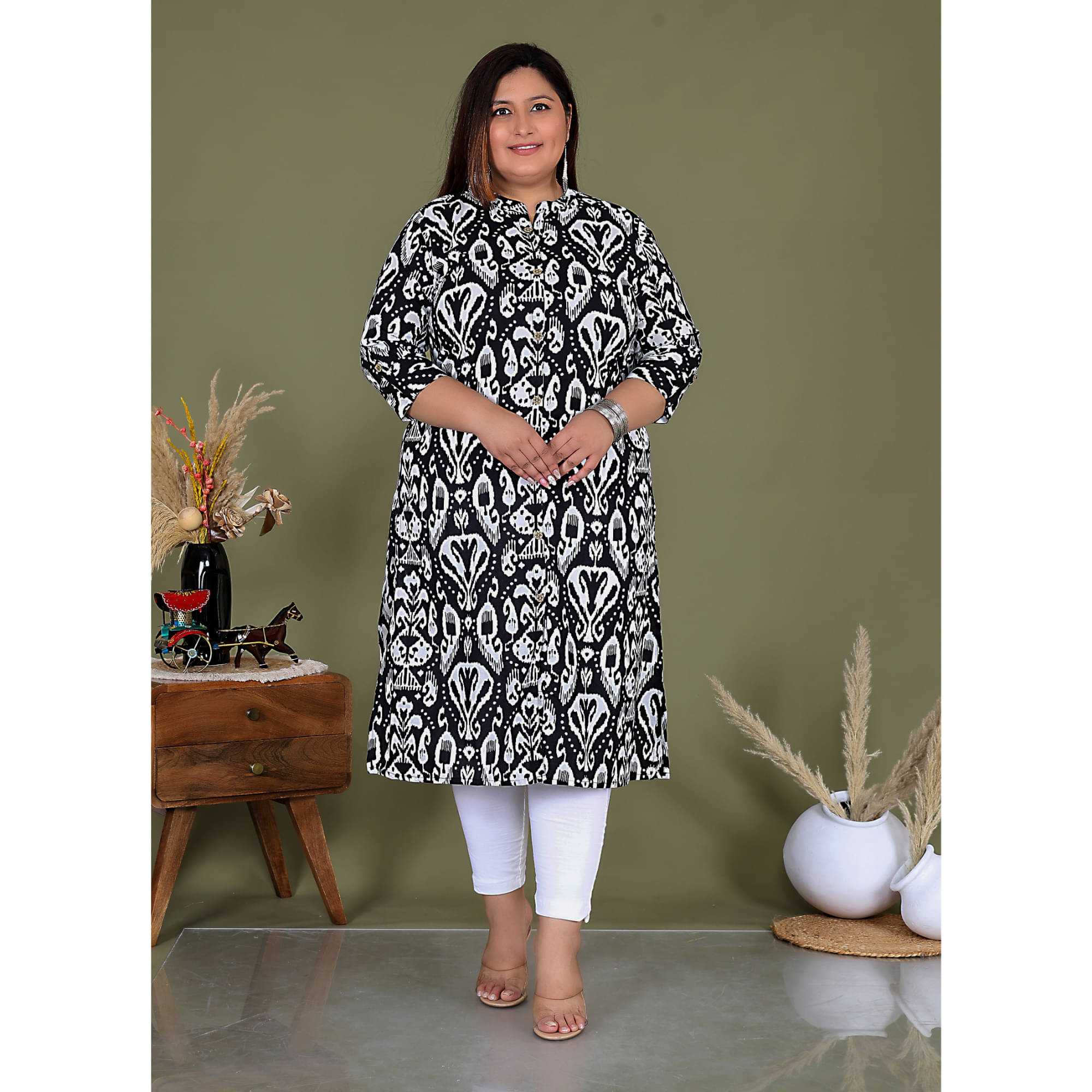     			Avnii Cotton Printed Straight Women's Kurti - Black ( Pack of 1 )