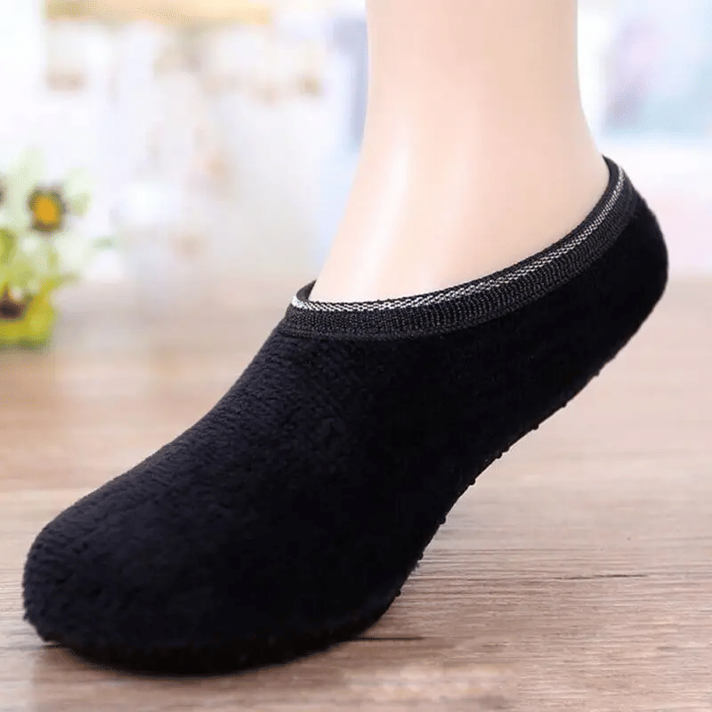 Infispace Pack of 1 Fleece Men's Solid Footies ( Black )     			Infispace Pack of 1 Fleece Men's Solid Footies ( Black )