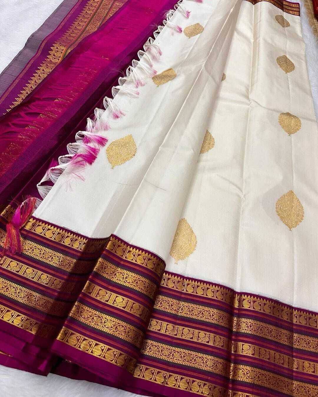 JULEE Silk Blend Embellished Saree With Unstitched Blouse Piece ( Purple ) JULEE Silk Blend Embellished Saree With Unstitched Blouse Piece ( Purple )