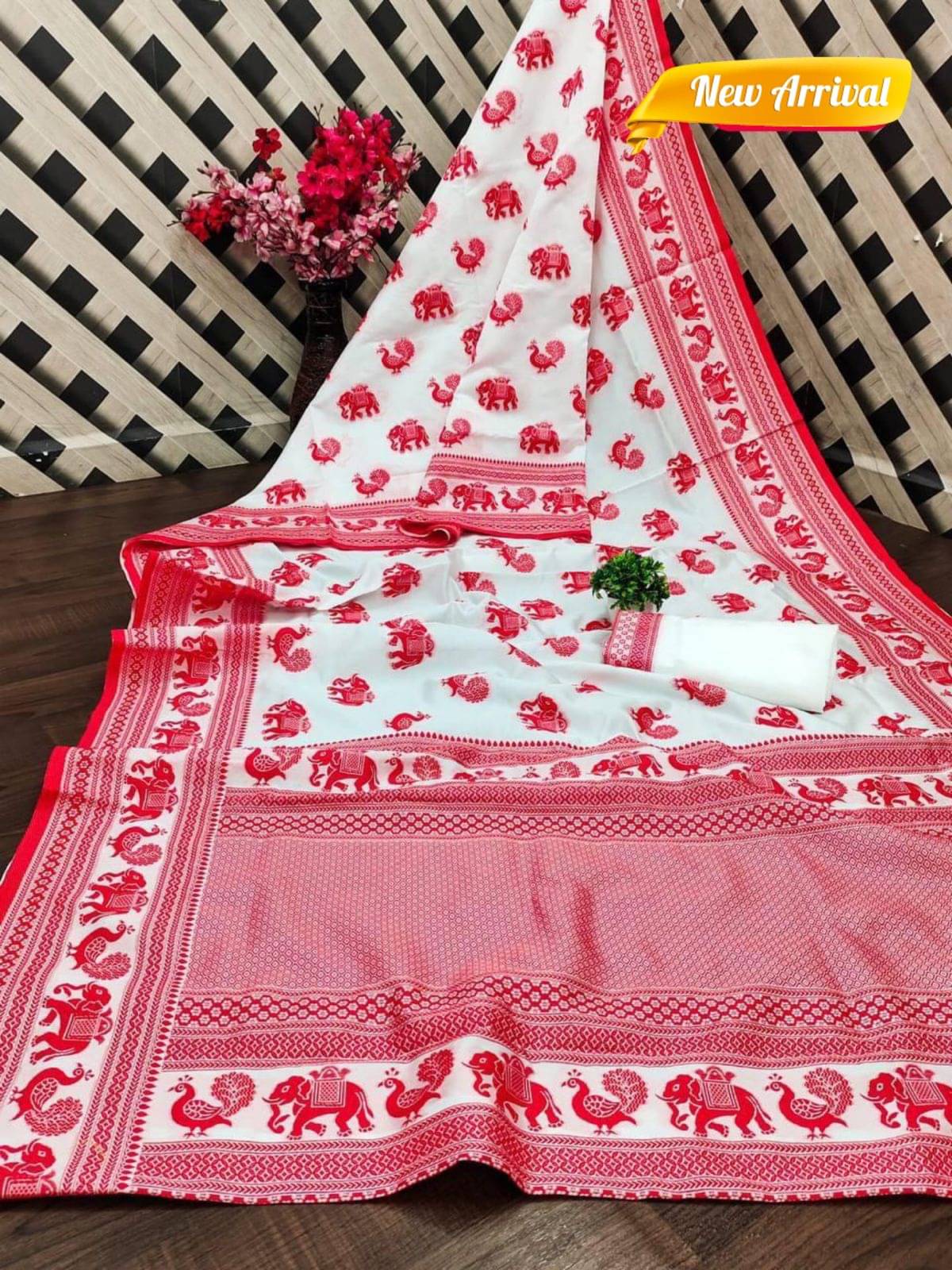 JULEE Silk Blend Printed Saree With Unstitched Blouse Piece ( Multicolor3 ) JULEE Silk Blend Printed Saree With Unstitched Blouse Piece ( Multicolor3 )