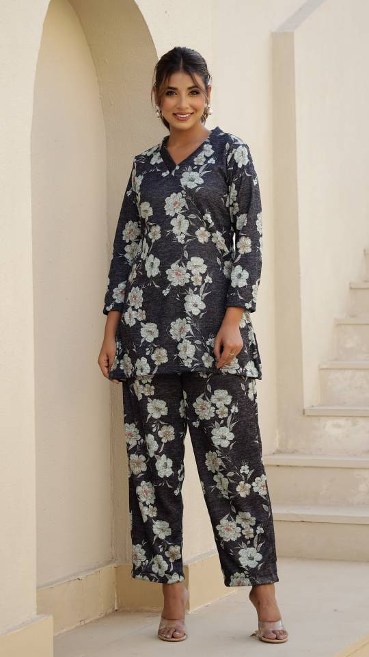 Label Flavia Women Printed Top With Trousers Co-Ord Set ( Multi Color ) Label Flavia Women Printed Top With Trousers Co-Ord Set ( Multi Color )