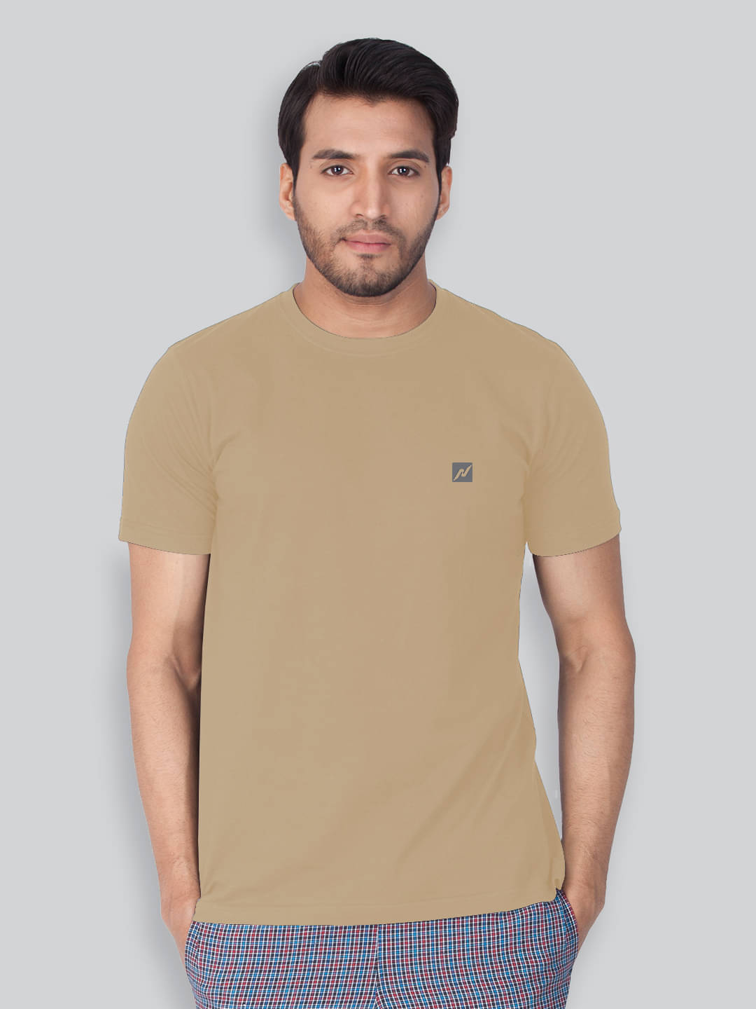 Lux Nitro Cotton Blend Regular Fit Solid Half Sleeves Men's Round T-Shirt - Brown ( Pack of 1 )     			Lux Nitro Cotton Blend Regular Fit Solid Half Sleeves Men's Round T-Shirt - Brown ( Pack of 1 )
