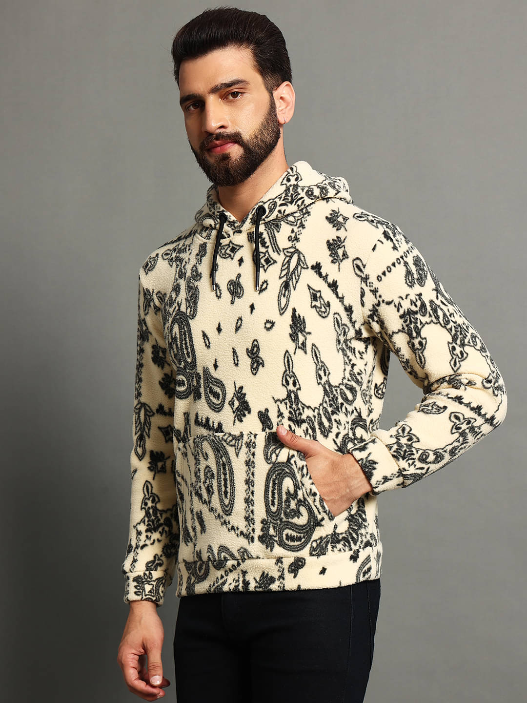 OGEN Fleece Hooded Men's Sweatshirt - Black ( Pack of 1 )     			OGEN Fleece Hooded Men's Sweatshirt - Black ( Pack of 1 )