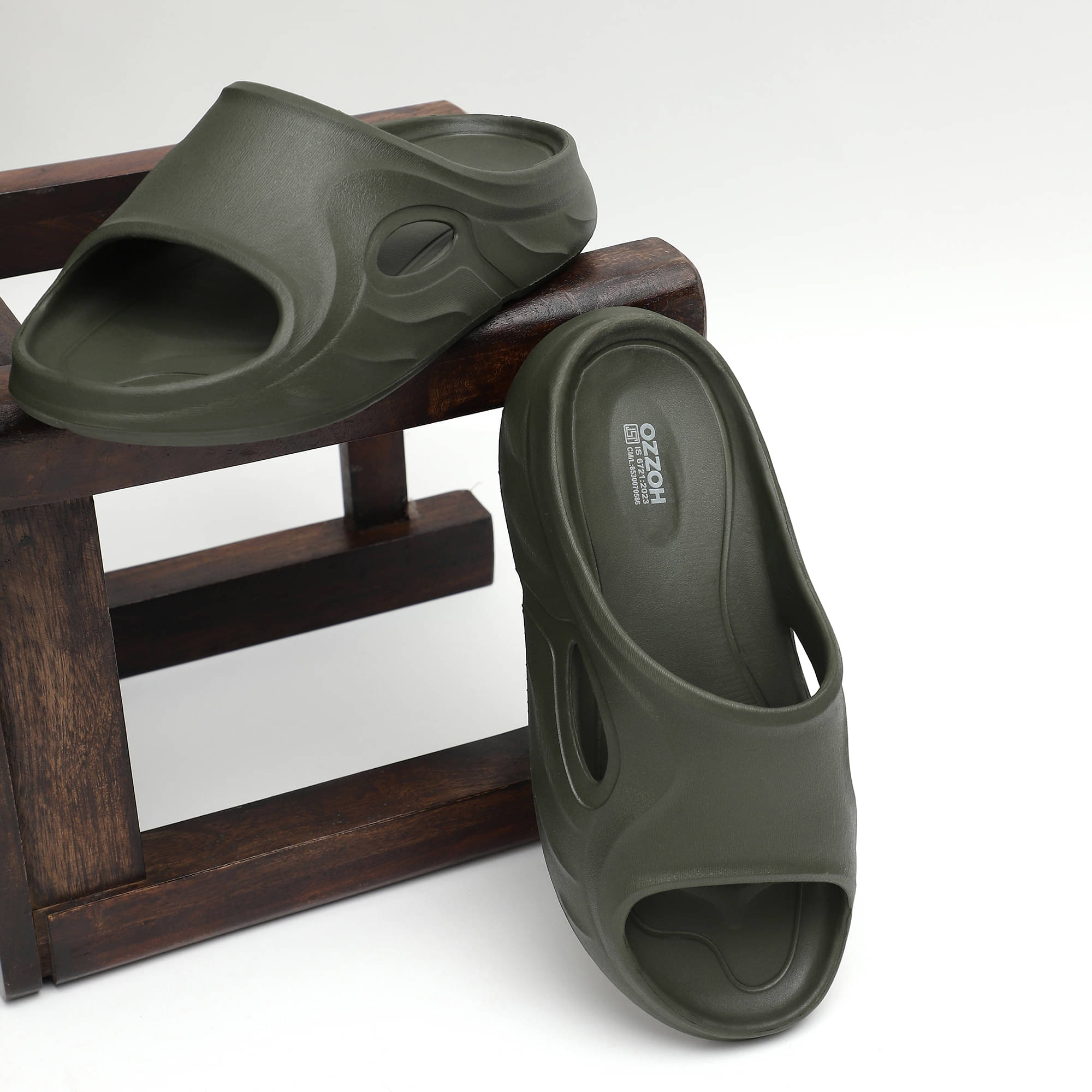     			OZZOH Olive Men's Slide Flip Flop