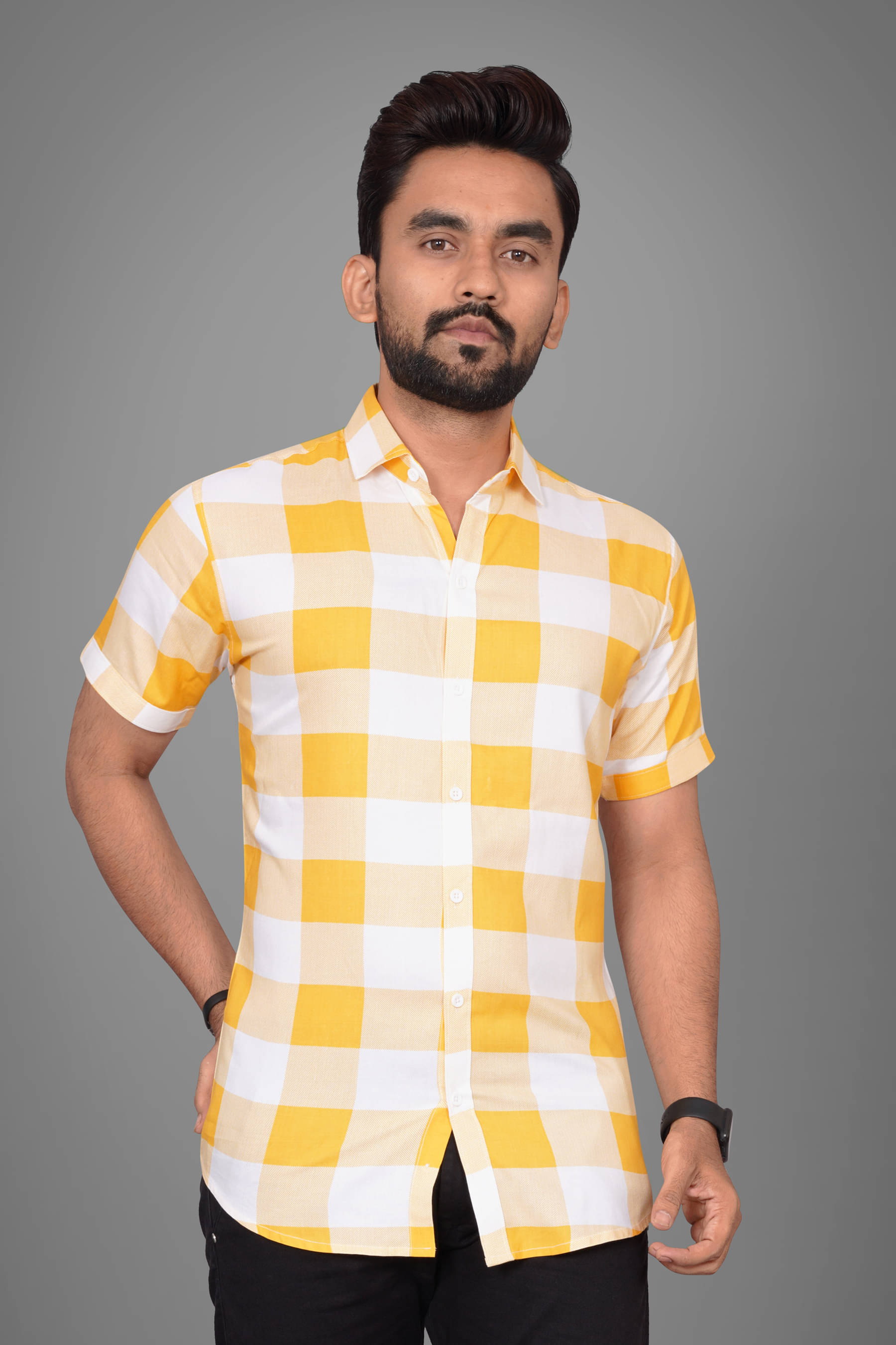 SUR-T Viscose Regular Fit Checks Half Sleeves Men's Casual Shirt - Yellow ( Pack of 1 ) SUR-T Viscose Regular Fit Checks Half Sleeves Men's Casual Shirt - Yellow ( Pack of 1 )