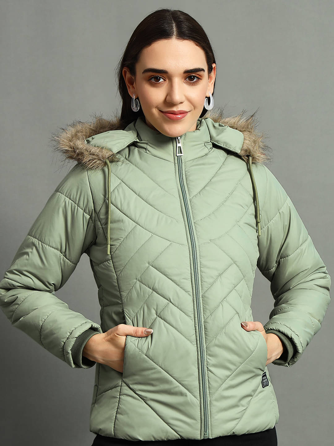     			VERO MODERNO Women Quilted Jacket ( Green )
