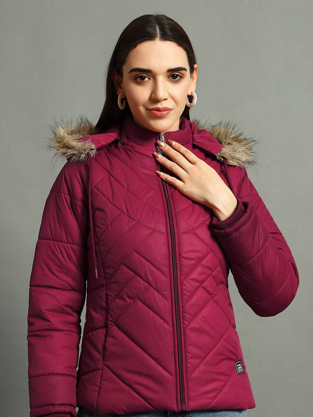 VERO MODERNO - Polyester Maroon Quilted/Padded Jackets VERO MODERNO - Polyester Maroon Quilted/Padded Jackets