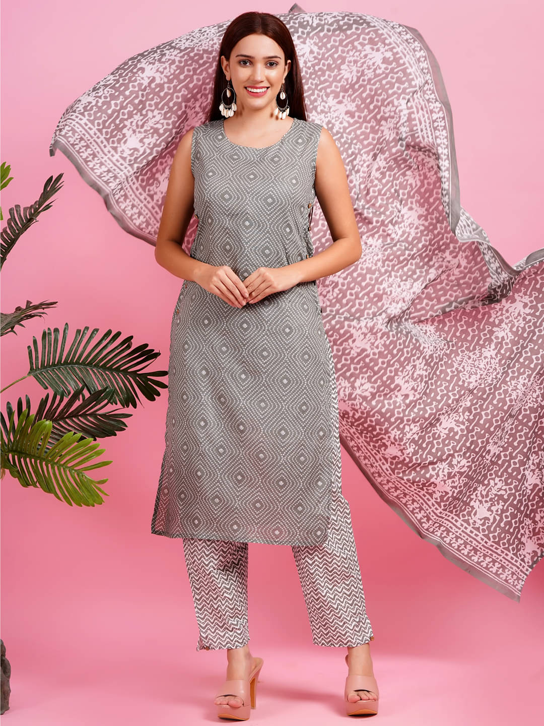 JC4U Cotton Printed Kurti With Pants Women's Stitched Salwar Suit - Grey ( Pack of 1 ) JC4U Cotton Printed Kurti With Pants Women's Stitched Salwar Suit - Grey ( Pack of 1 )