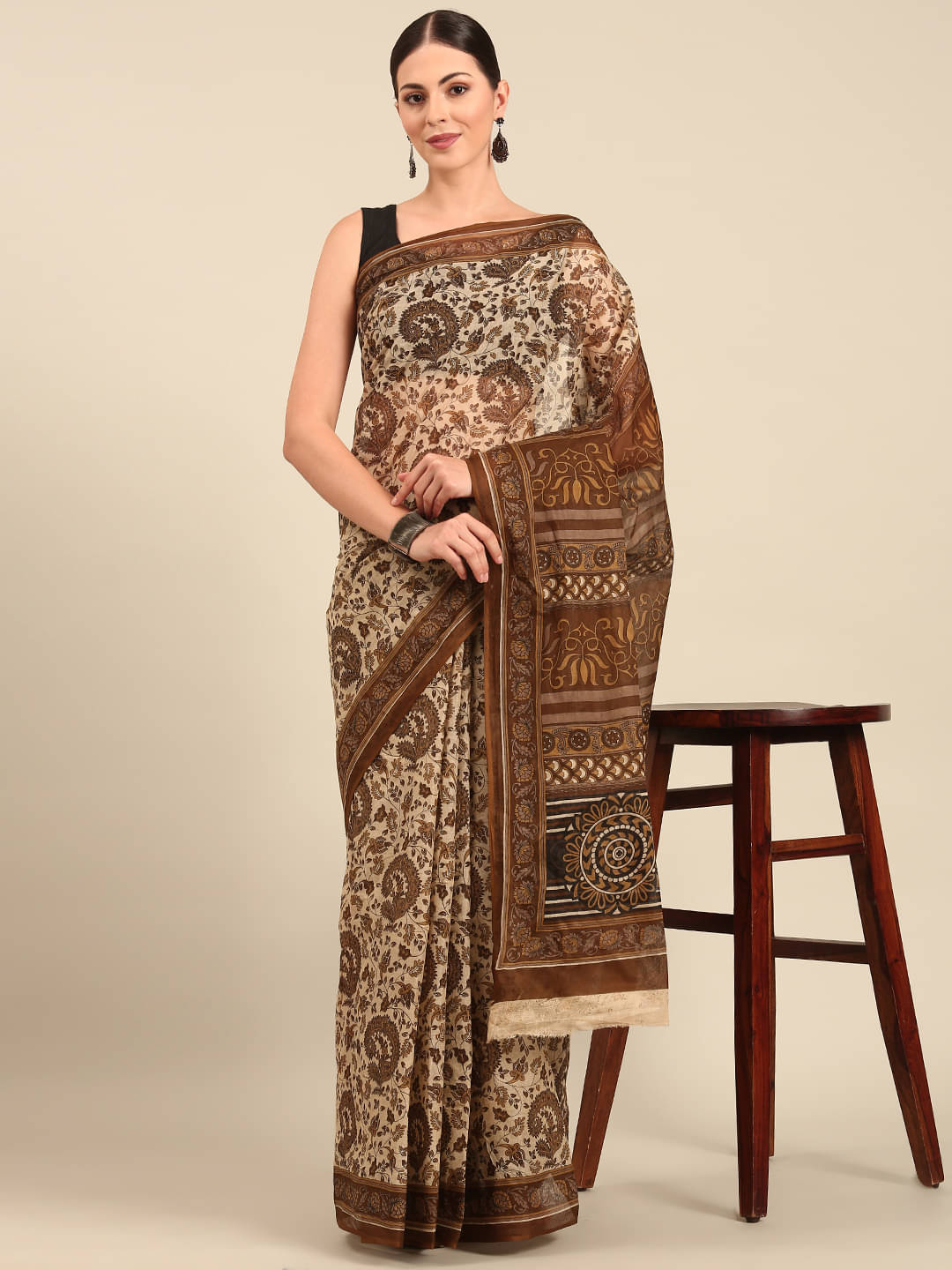 SHANVIKA Cotton Printed Saree Without Blouse Piece ( Beige ) SHANVIKA Cotton Printed Saree Without Blouse Piece ( Beige )