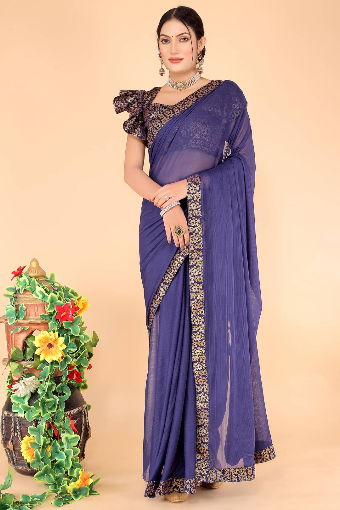     			Samai Georgette Solid Saree With Unstitched Blouse Piece ( Multicolor3 )