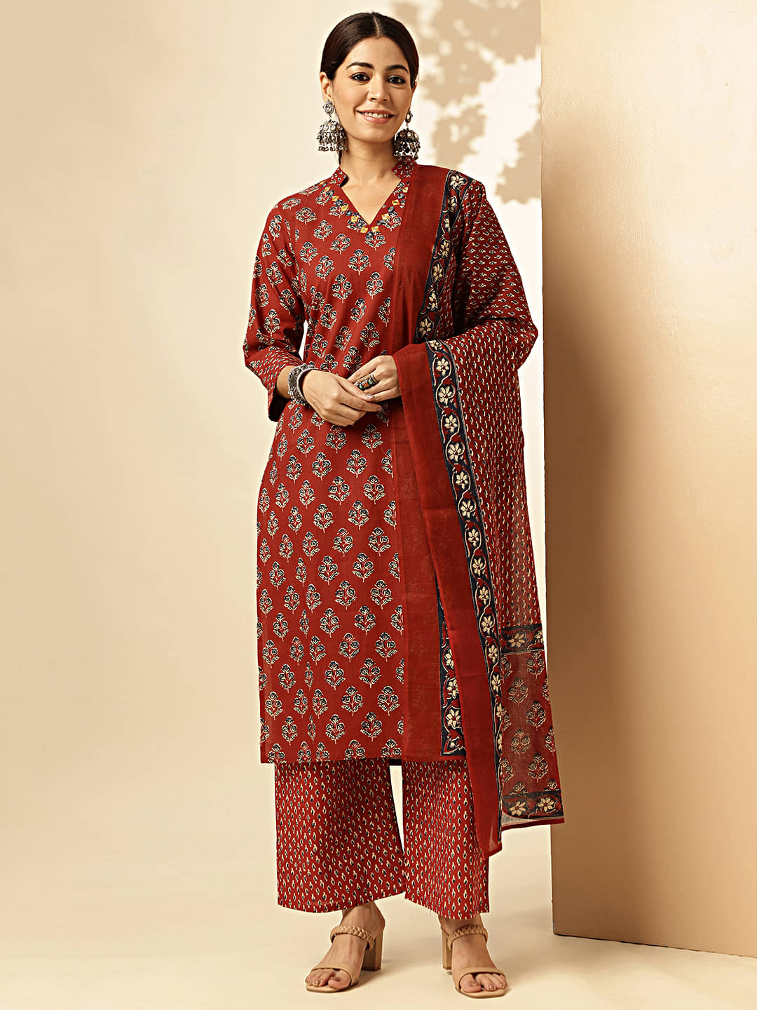 Vbuyz Cotton Printed Kurti With Pants Women's Stitched Salwar Suit - Maroon ( Pack of 1 ) Vbuyz Cotton Printed Kurti With Pants Women's Stitched Salwar Suit - Maroon ( Pack of 1 )