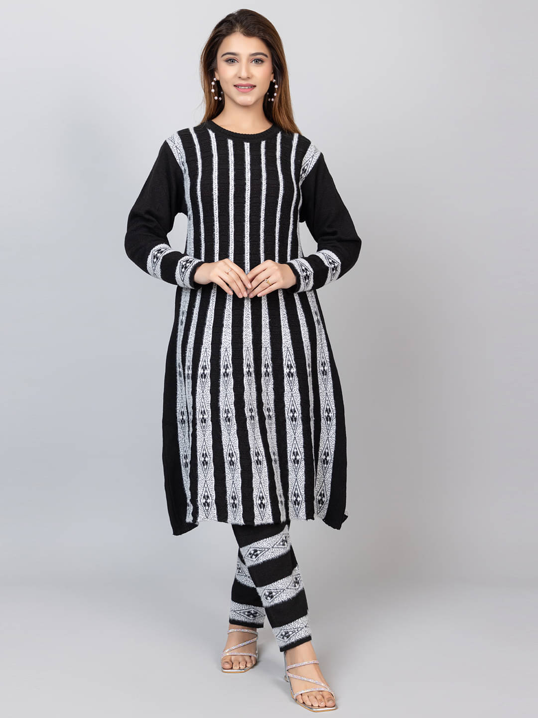 tysort Woollen Striped Kurti With Pants Women's Stitched Salwar Suit - Black ( Pack of 1 ) tysort Woollen Striped Kurti With Pants Women's Stitched Salwar Suit - Black ( Pack of 1 )