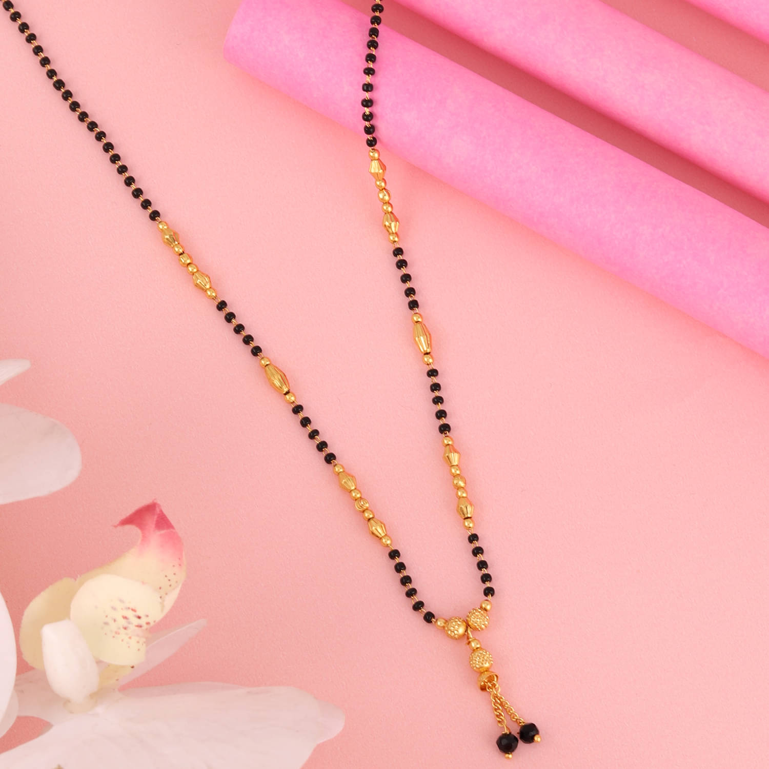     			Bhagya Lakshmi Golden Mangalsutra ( Pack of 1 )