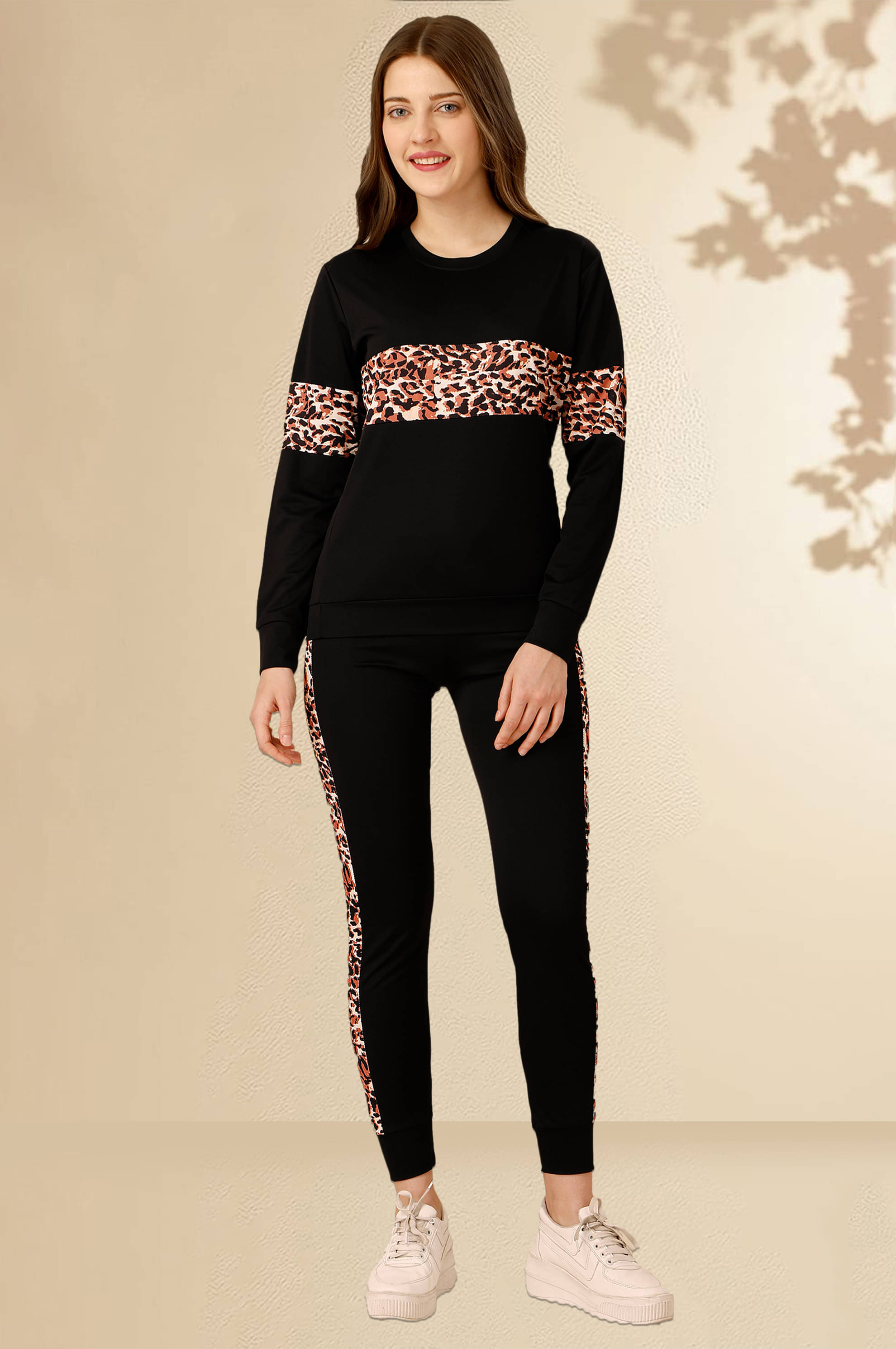     			DTR FASHION Black Cotton Blend Printed Tracksuit - Pack of 1