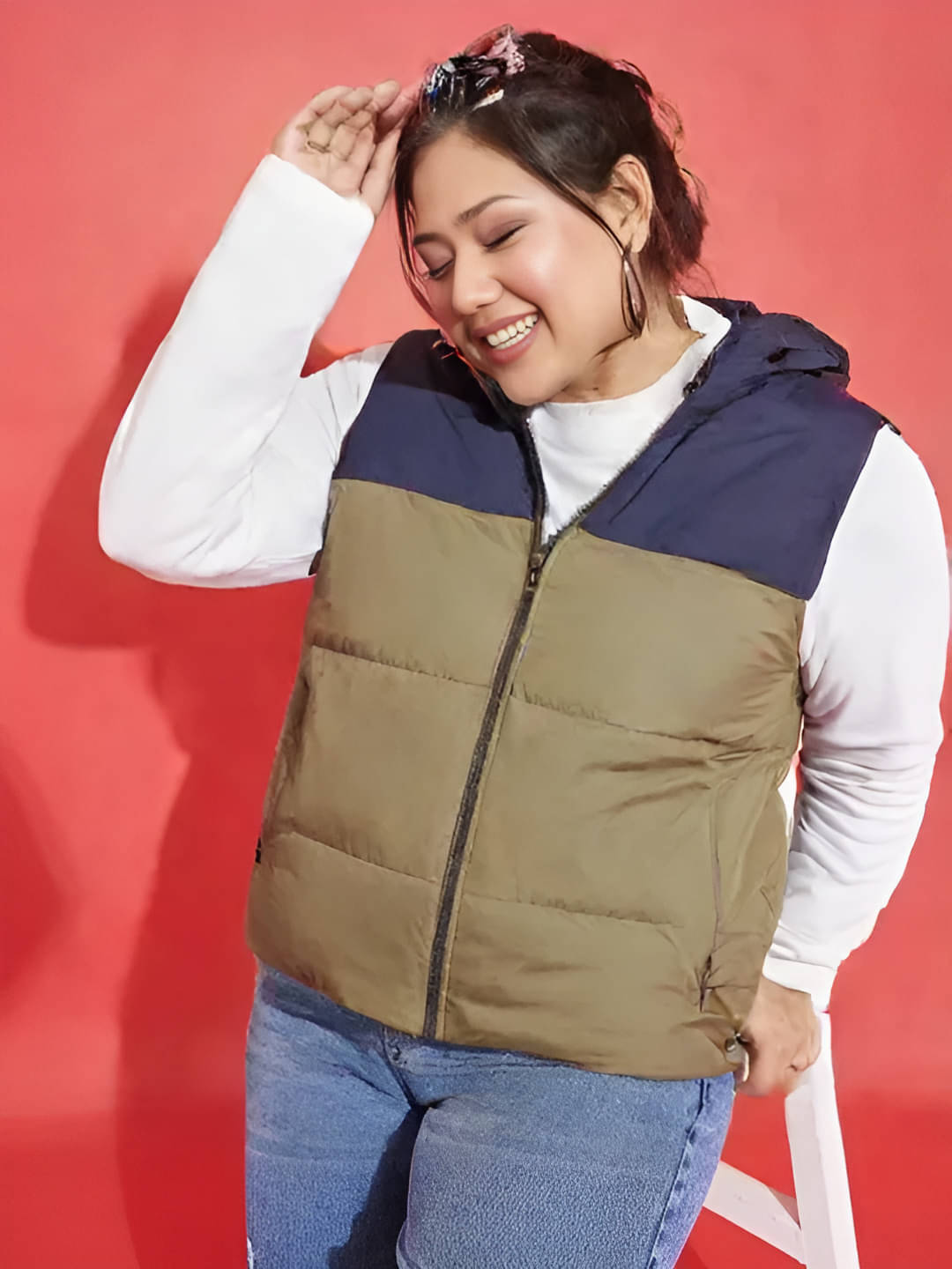     			PLUS PARADISE - Polyester Multi Color Bomber Jackets