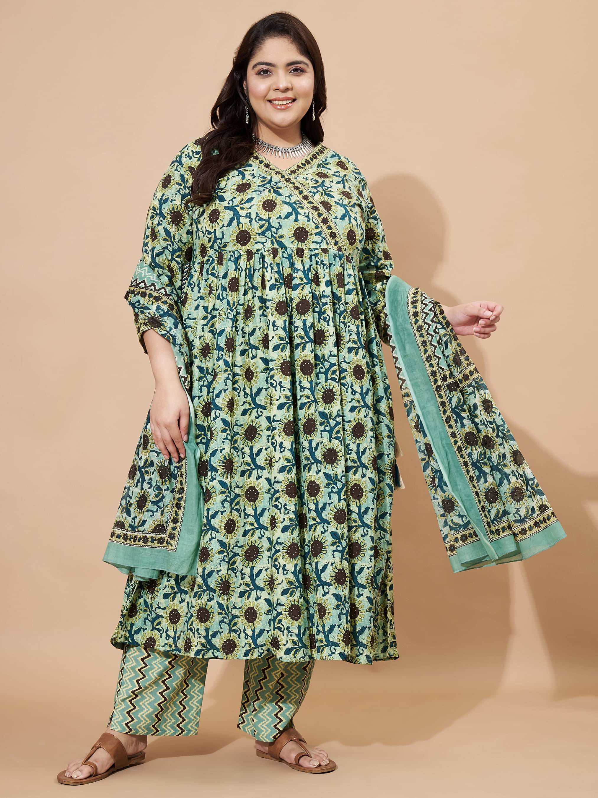 Vbuyz Cotton Blend Printed Kurti With Pants Women's Stitched Salwar Suit - Green ( Pack of 1 ) Vbuyz Cotton Blend Printed Kurti With Pants Women's Stitched Salwar Suit - Green ( Pack of 1 )