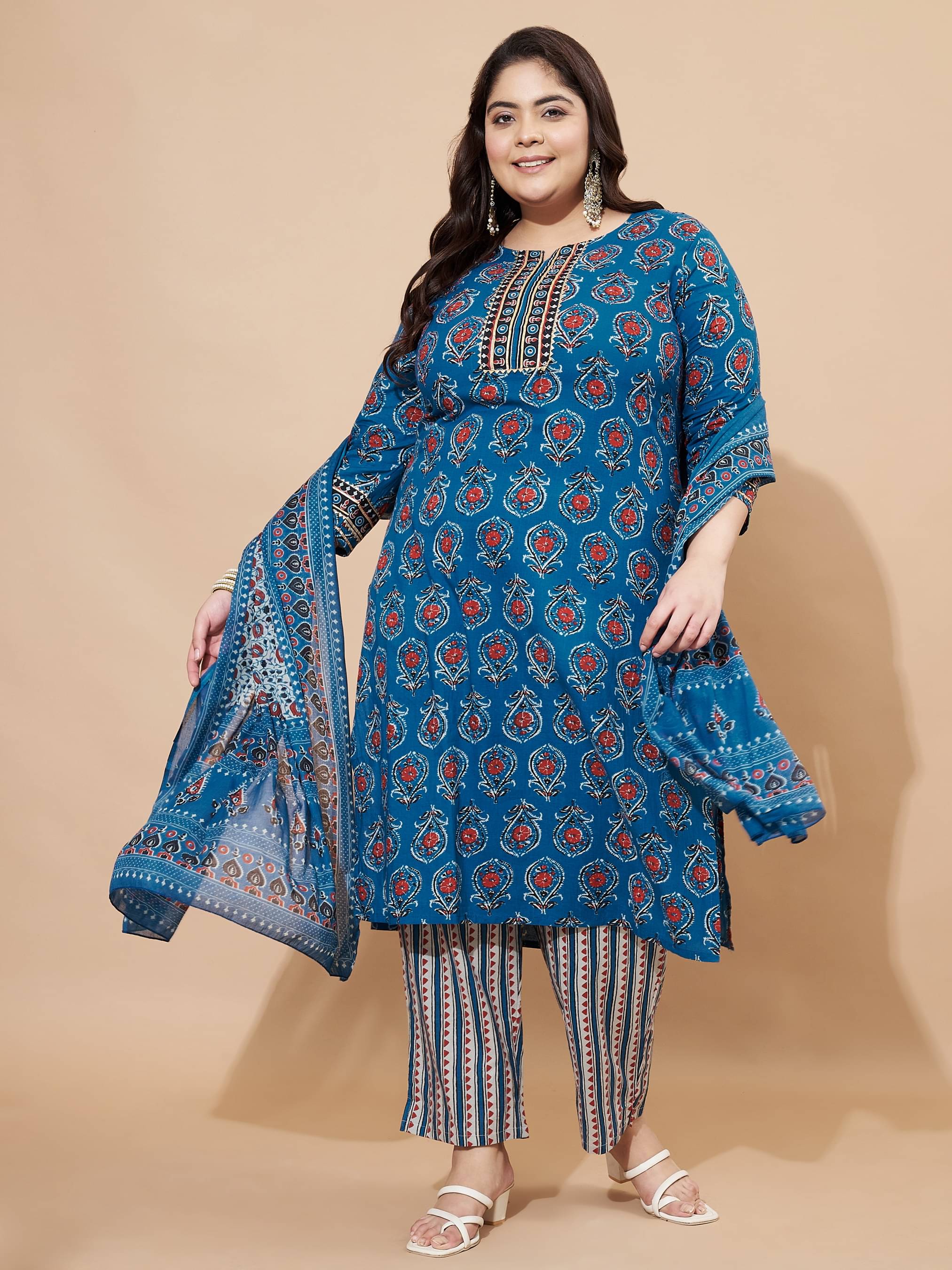 Vbuyz Cotton Blend Printed Kurti With Pants Women's Stitched Salwar Suit - Blue ( Pack of 1 ) Vbuyz Cotton Blend Printed Kurti With Pants Women's Stitched Salwar Suit - Blue ( Pack of 1 )