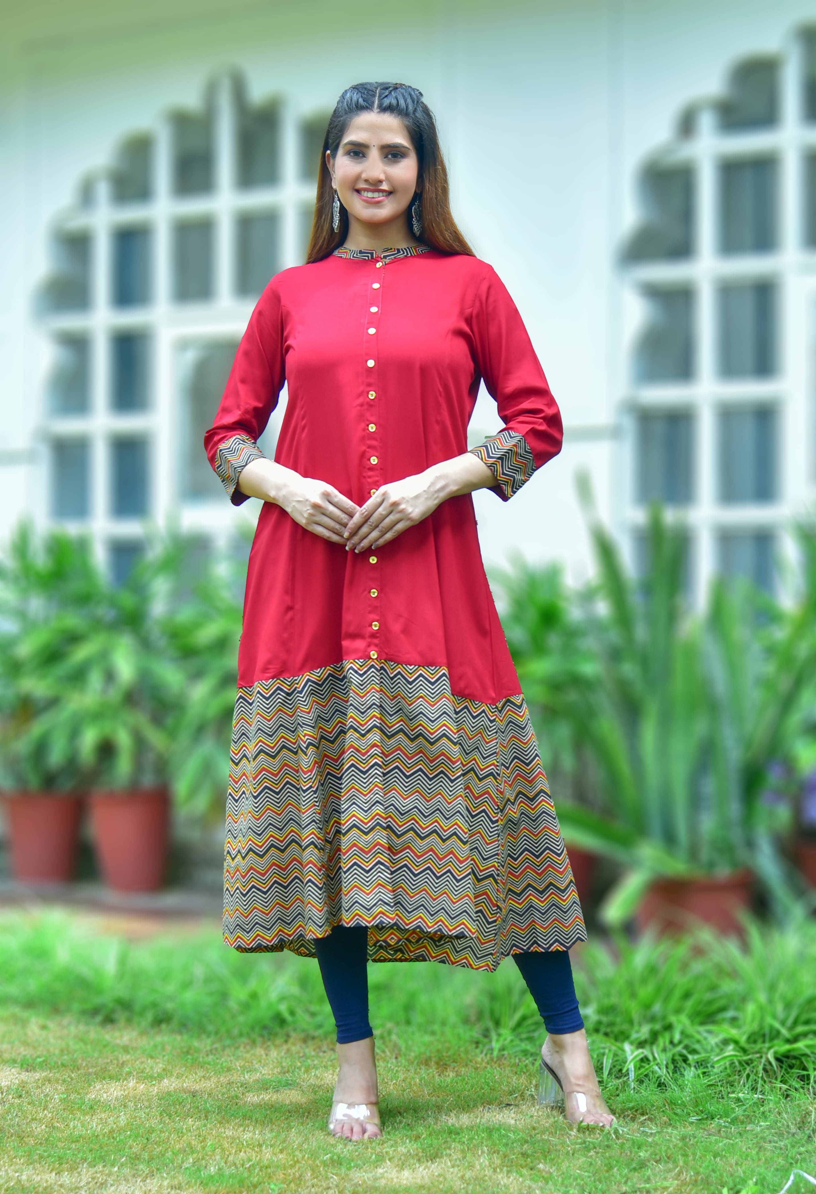 Yash Gallery Rayon Printed Flared Women's Kurti - Maroon ( Pack of 1 ) Yash Gallery Rayon Printed Flared Women's Kurti - Maroon ( Pack of 1 )