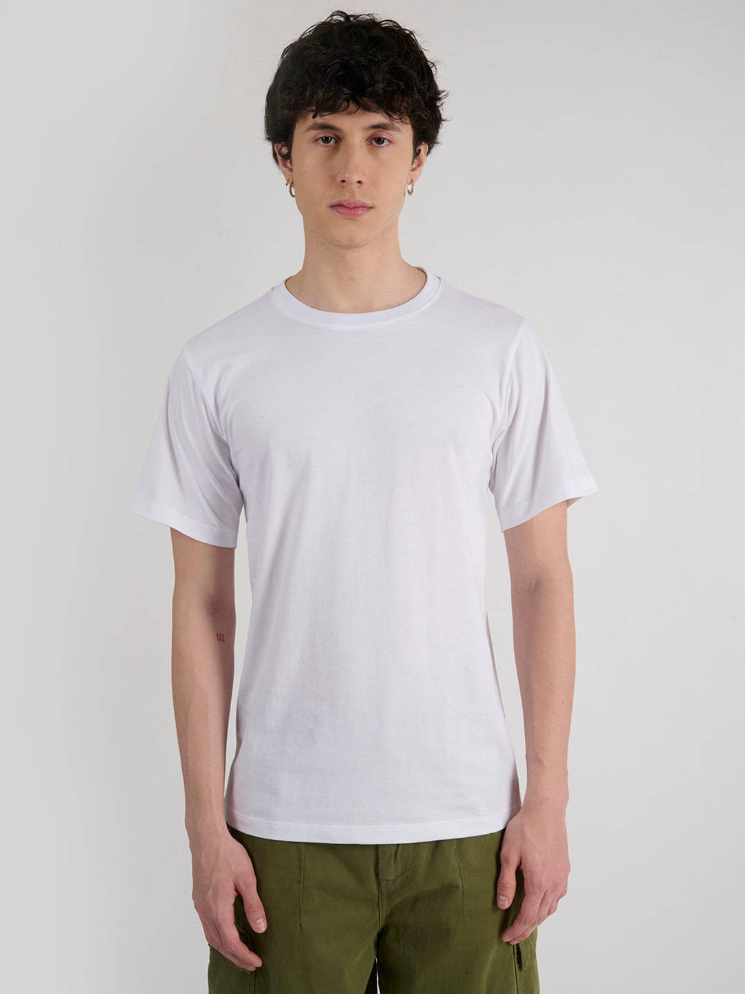     			IVOC Men Solid Round Neck Cotton T-shirt