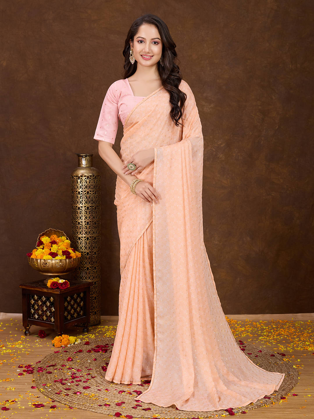    			Rekha Maniyar Georgette Printed Saree With Unstitched Blouse Piece ( Peach )