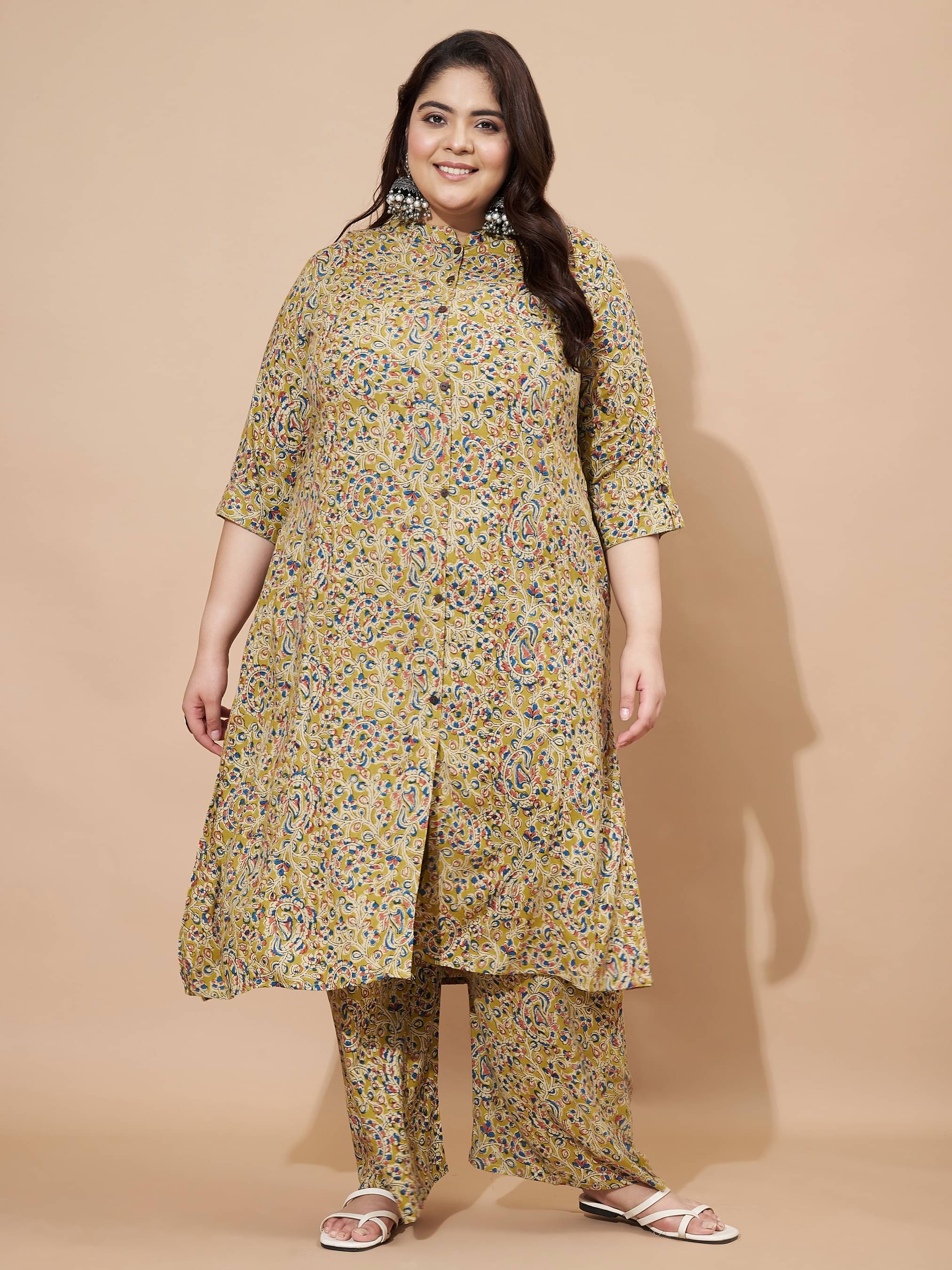 Vbuyz Women Printed Front Slit Kurti With Palazzo ( Green ) Vbuyz Women Printed Front Slit Kurti With Palazzo ( Green )