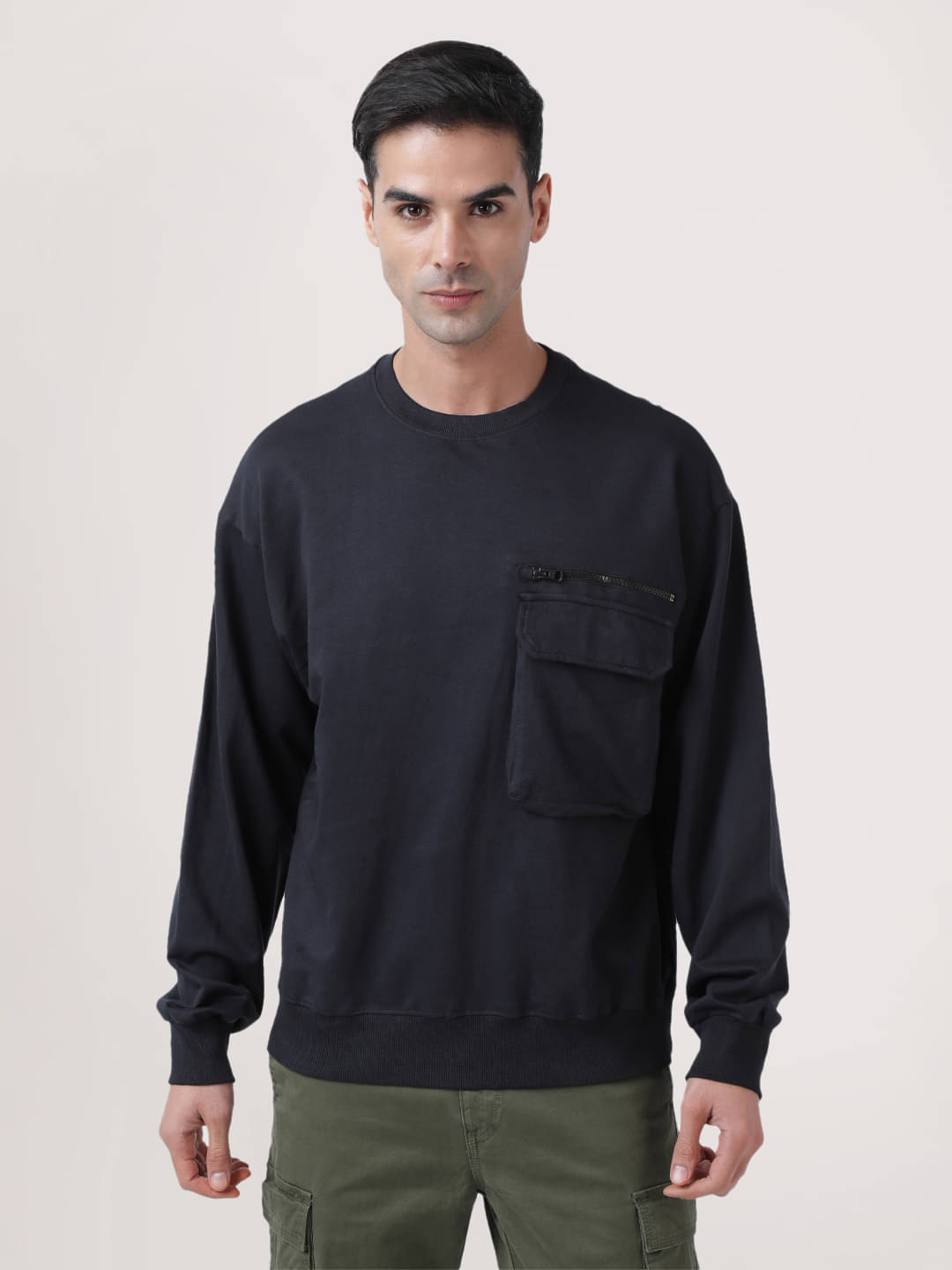Bene Kleed Men Black Relax Fit Pullover Utility Sweatshirt Bene Kleed Men Black Relax Fit Pullover Utility Sweatshirt
