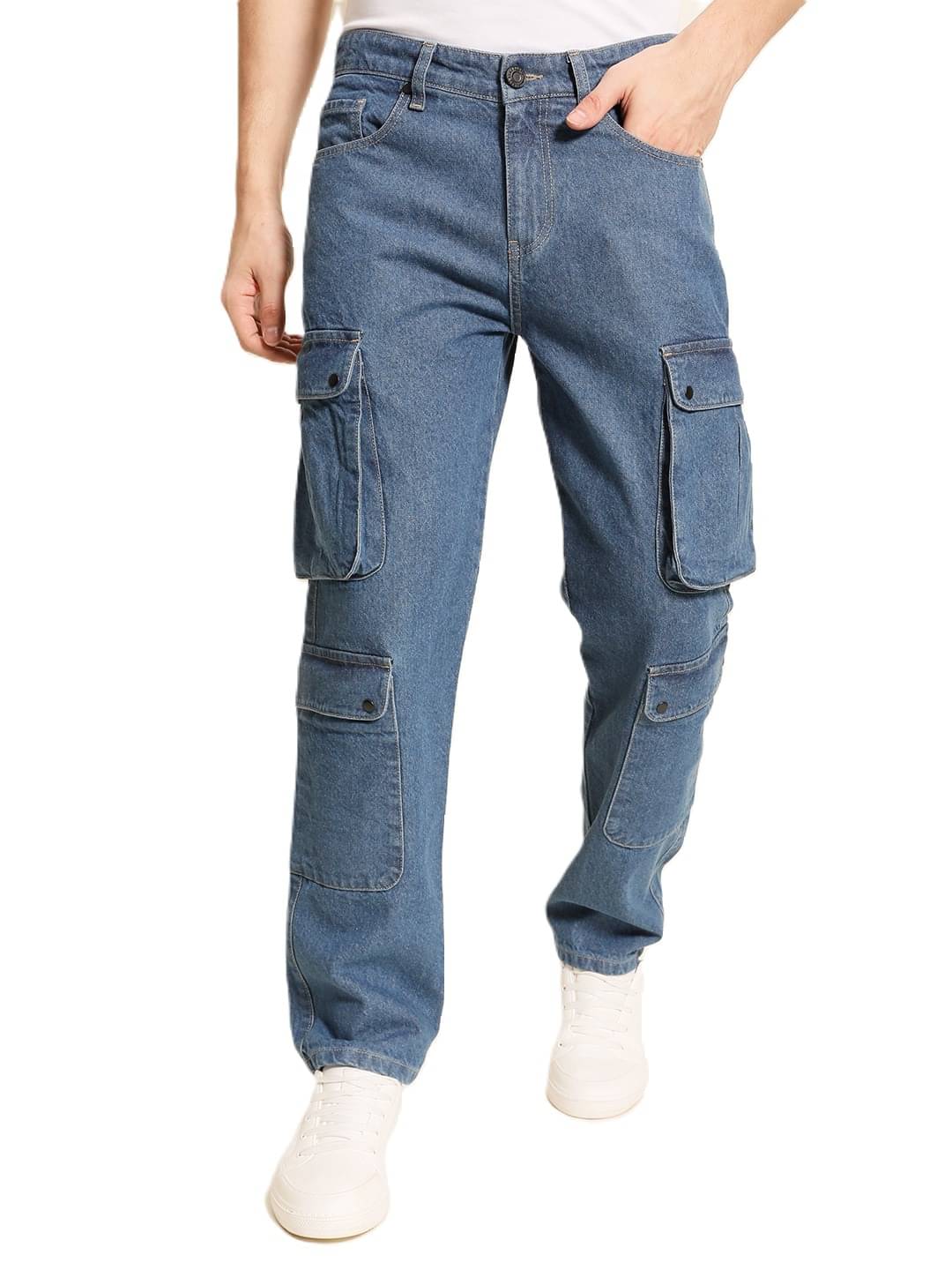     			Men Blue Relaxed Fit Solid Jeans With Snap